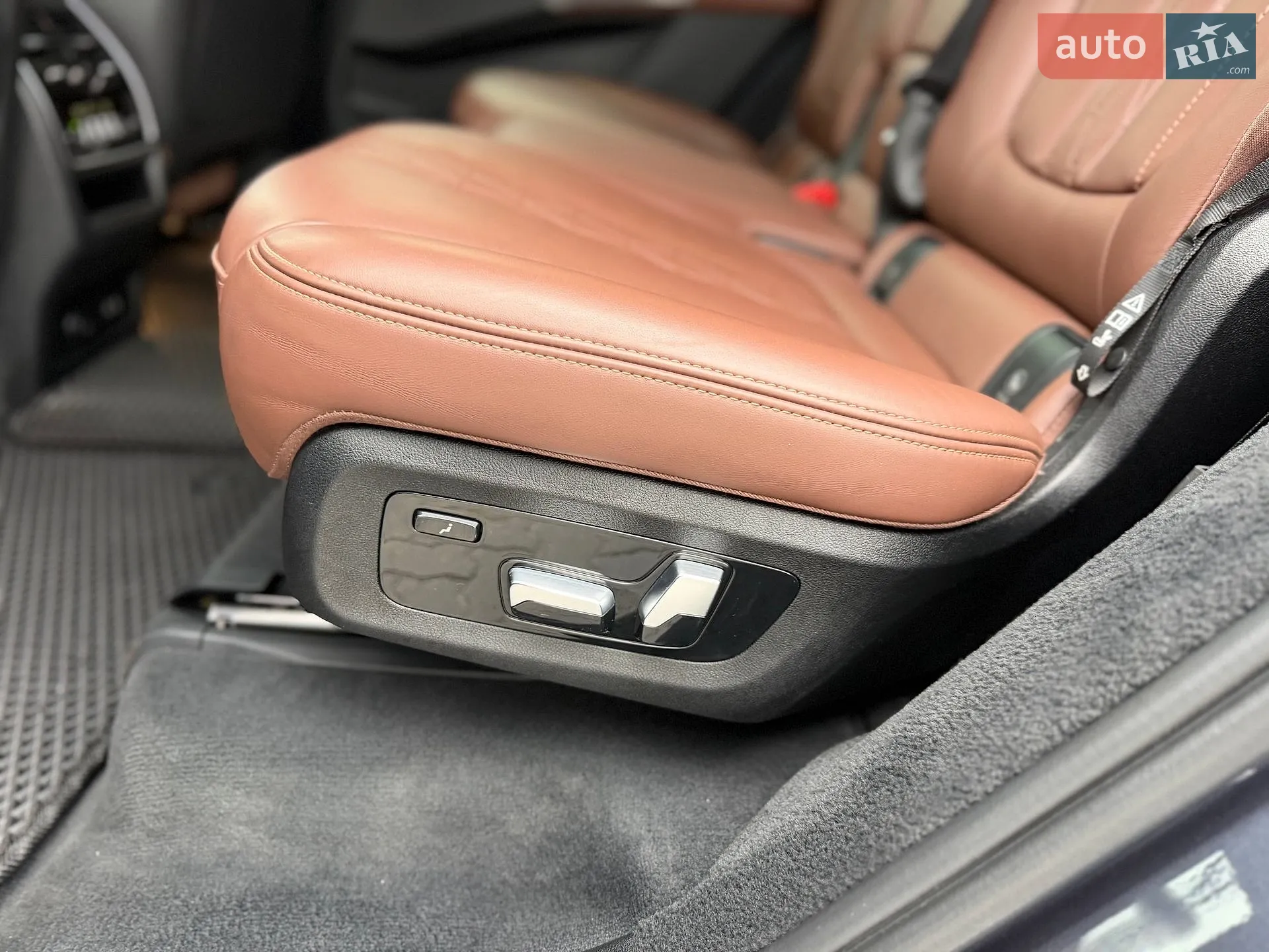 2019 BMW X7 - мініатюра 48