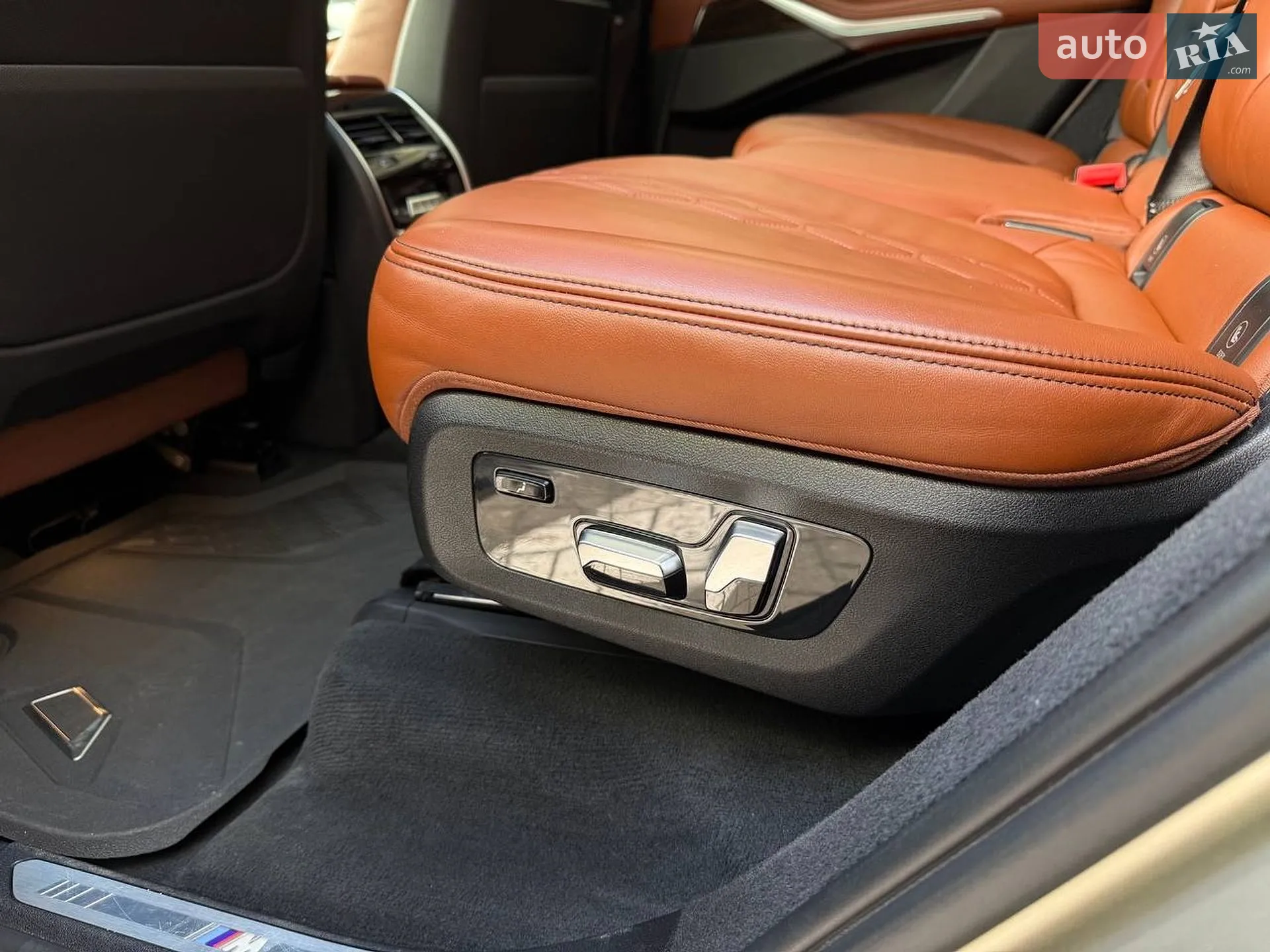 2019 BMW X7 - мініатюра 36