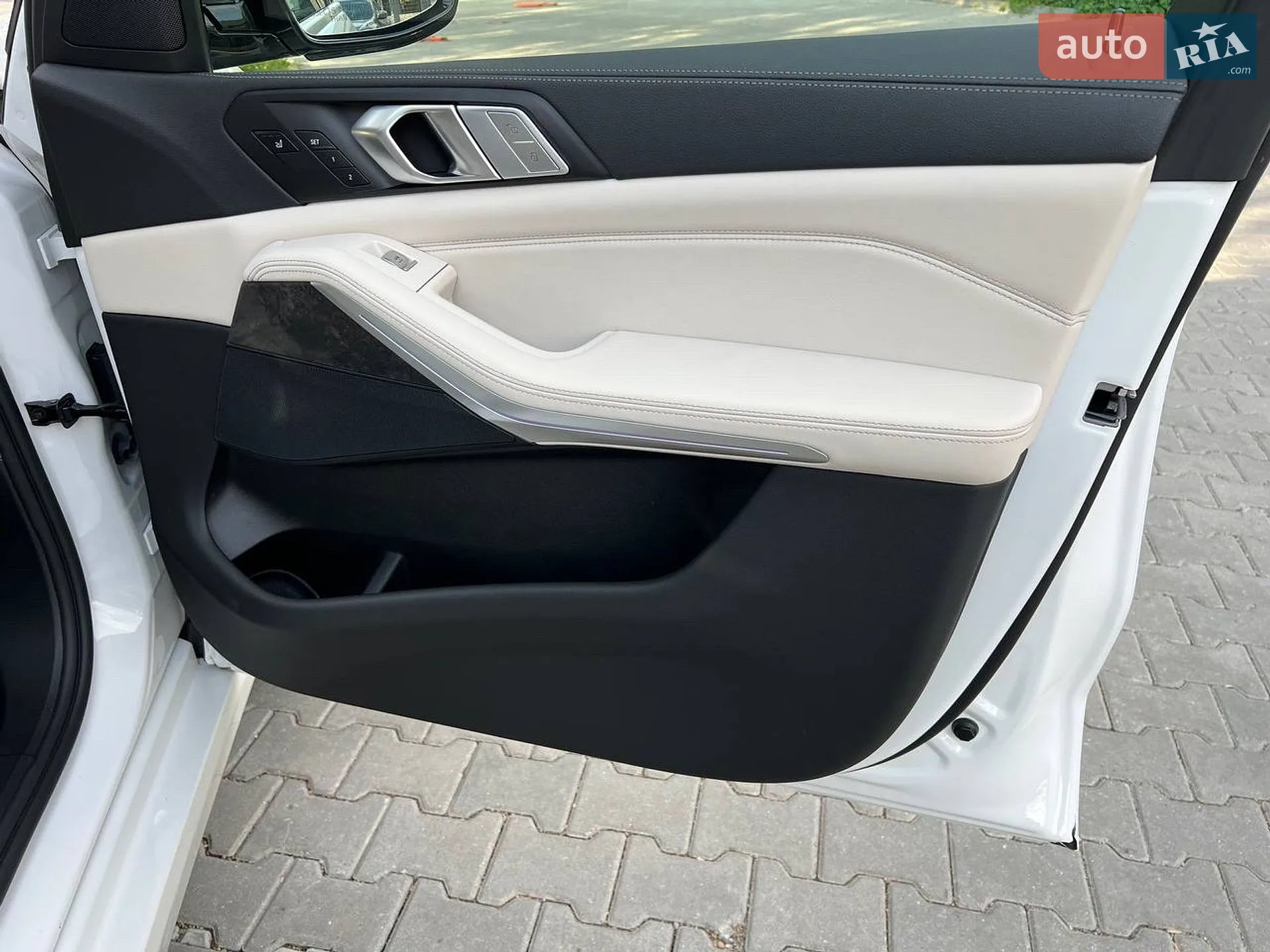 2022 BMW X7 - мініатюра 41