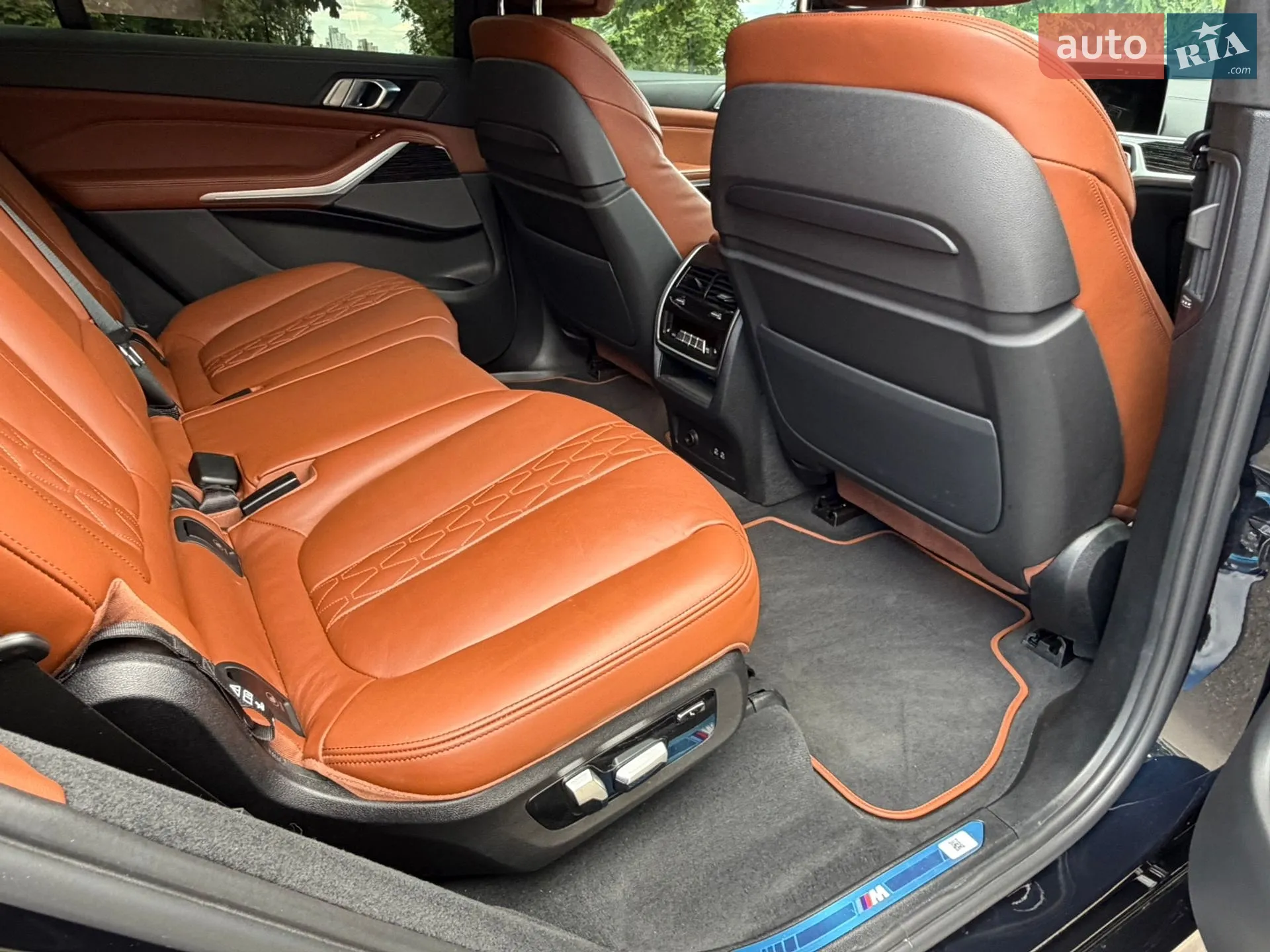 2022 BMW X7 - мініатюра 16