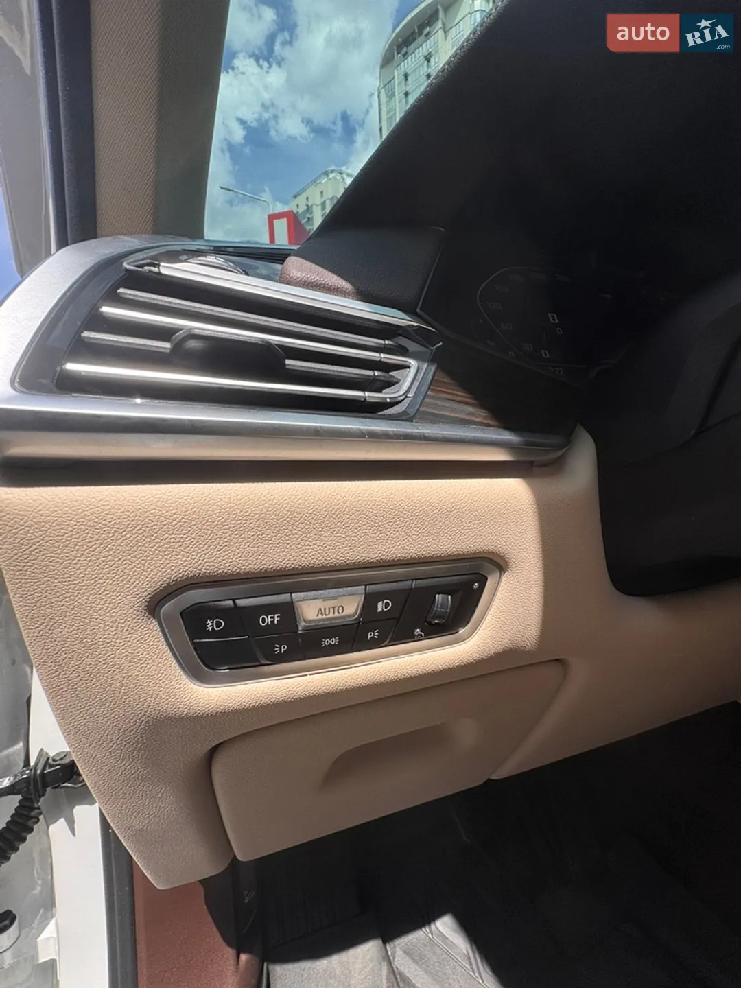 2019 BMW X7 - мініатюра 19