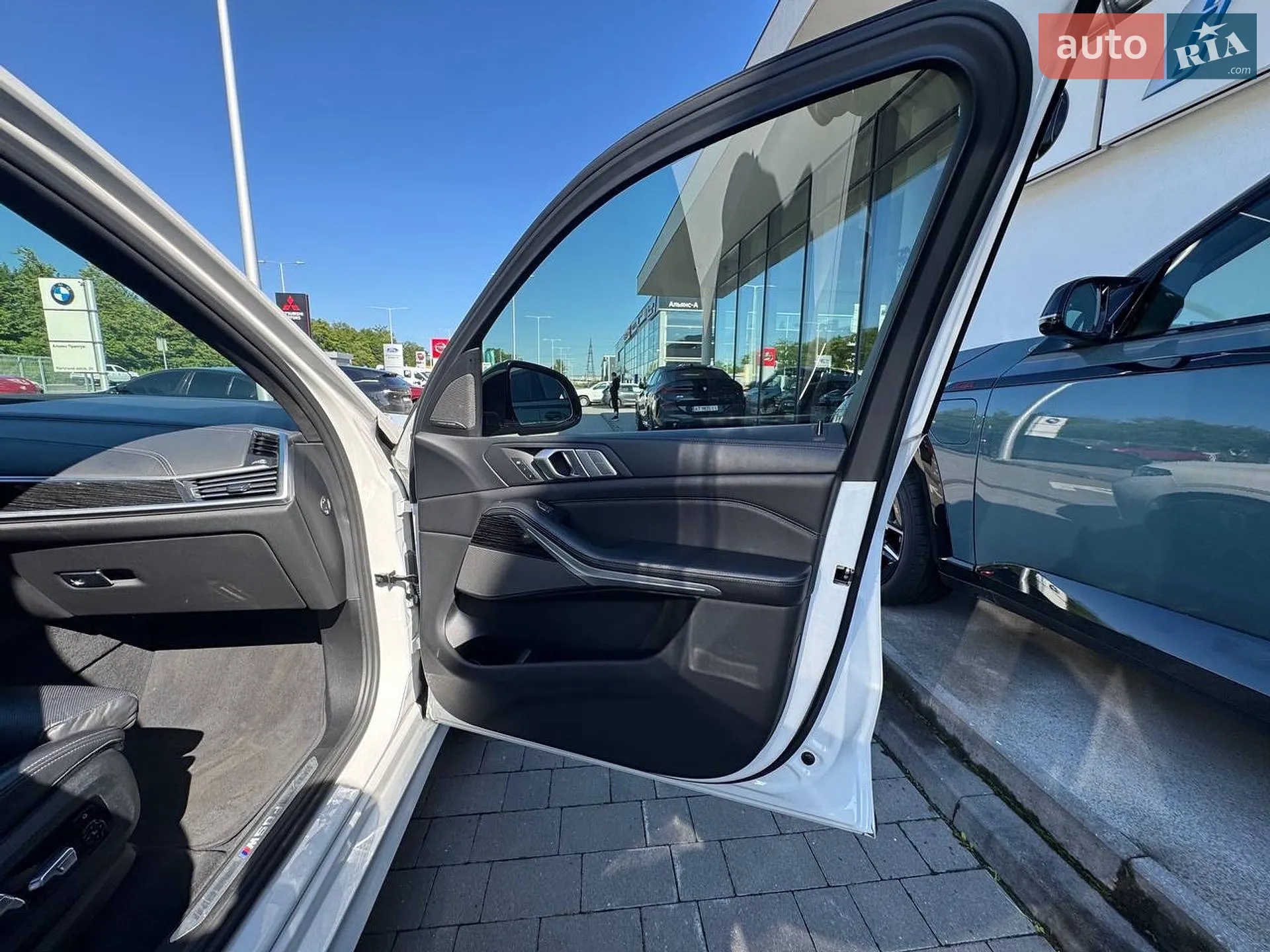 2020 BMW X7 - мініатюра 38