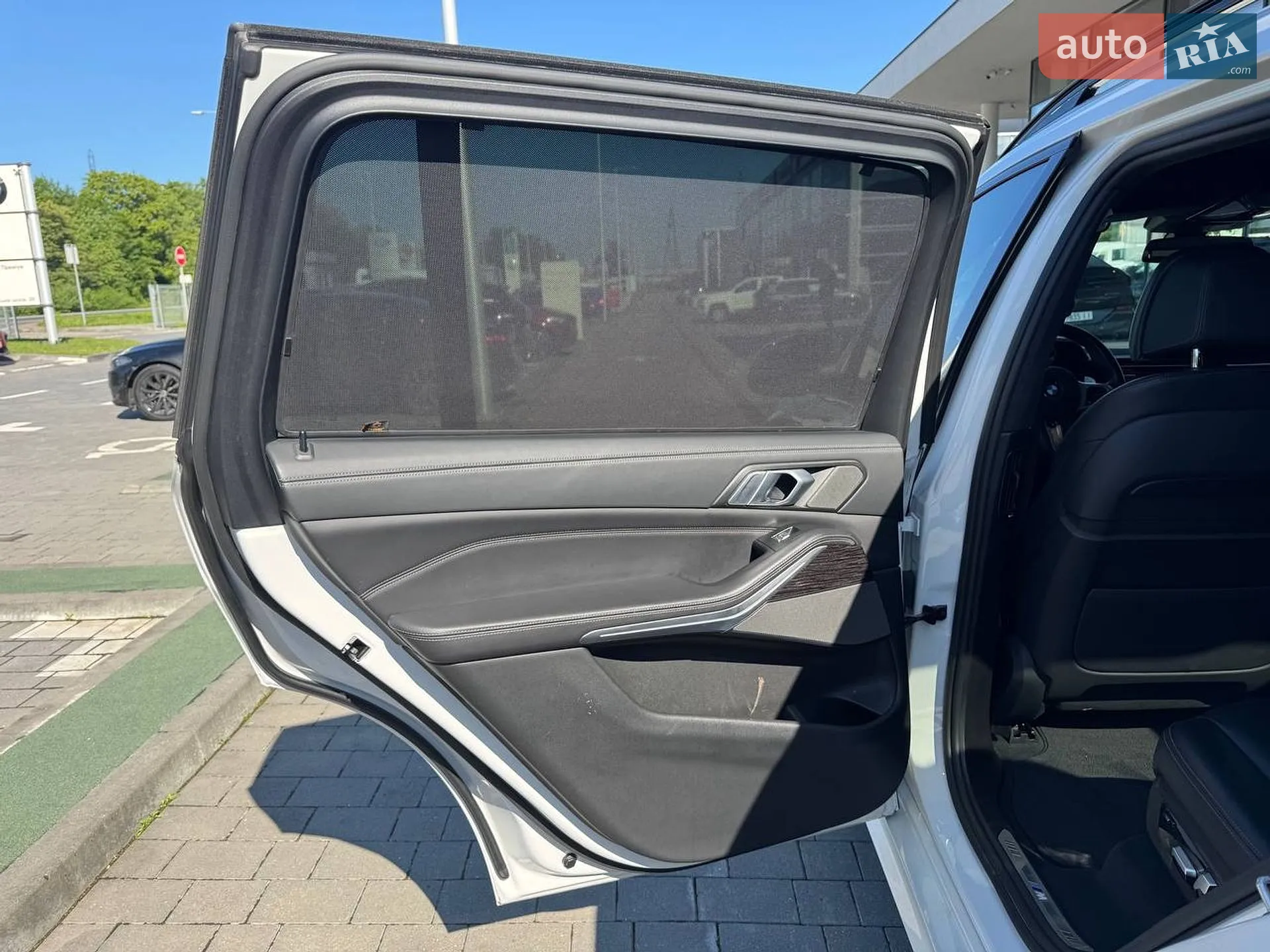 2020 BMW X7 - мініатюра 27