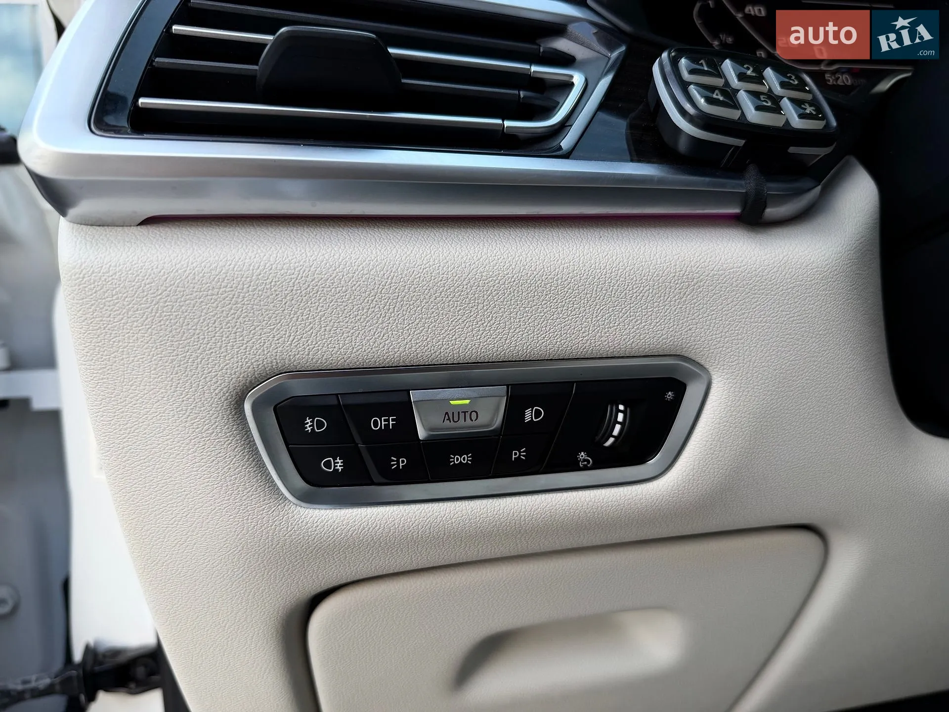 2019 BMW X7 - мініатюра 76