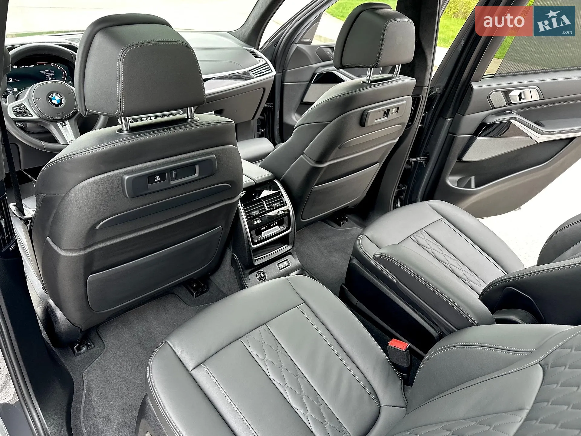 2021 BMW X7 - мініатюра 54