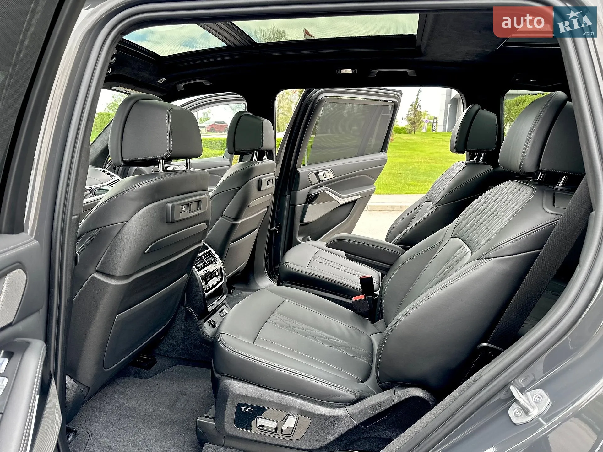 2021 BMW X7 - мініатюра 55