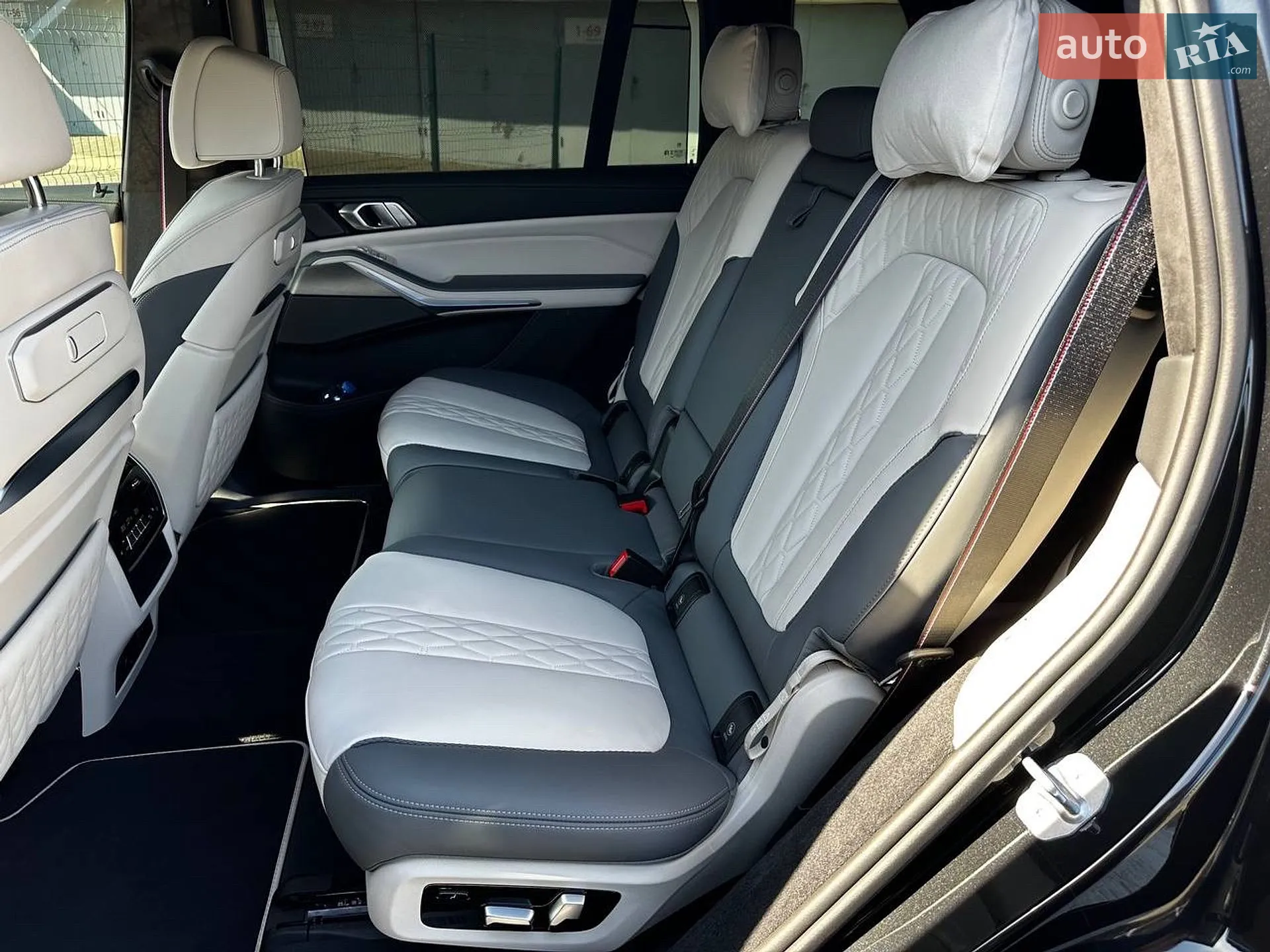 2023 BMW X7 - мініатюра 12