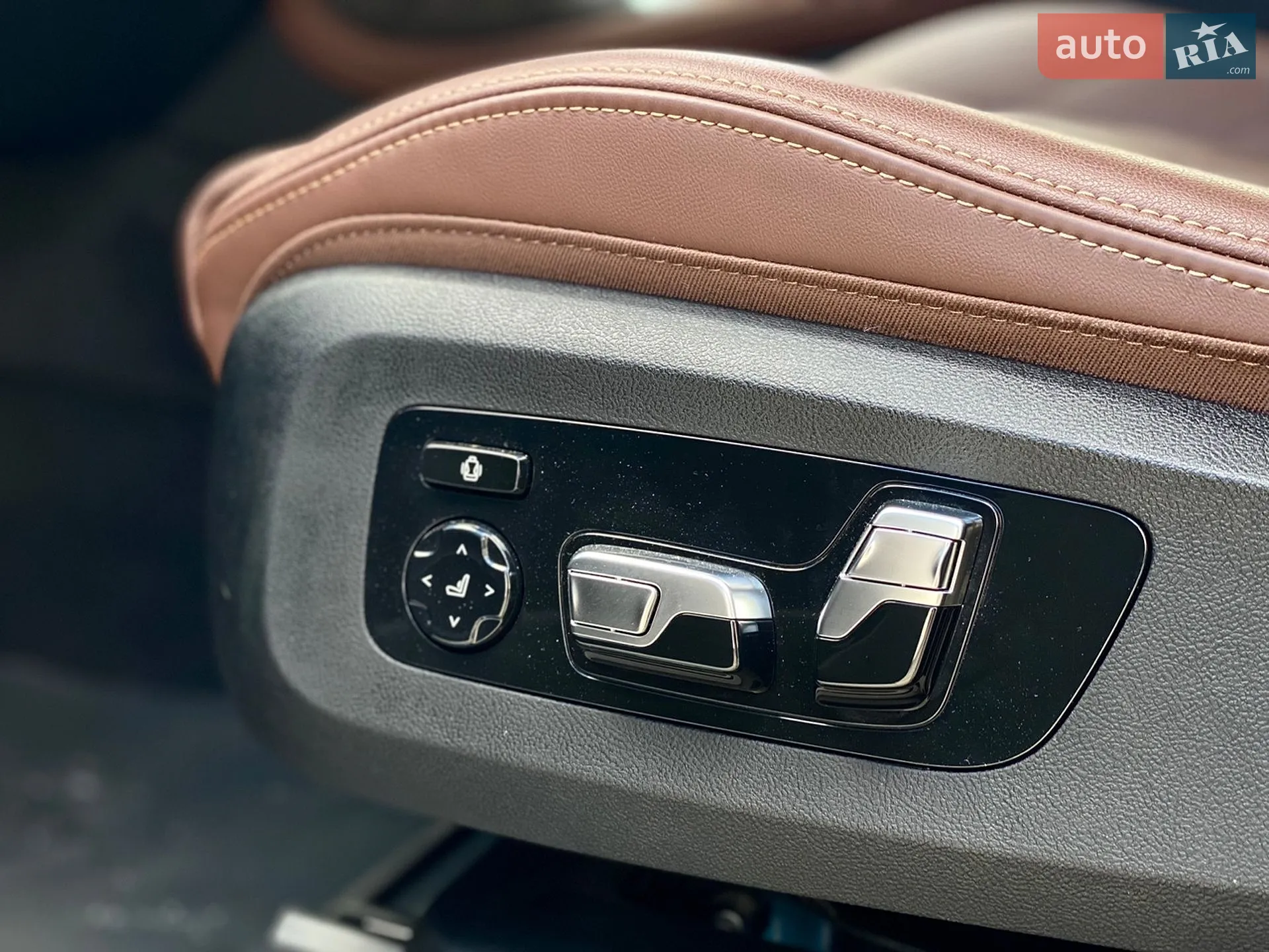 2024 BMW X7 - мініатюра 21