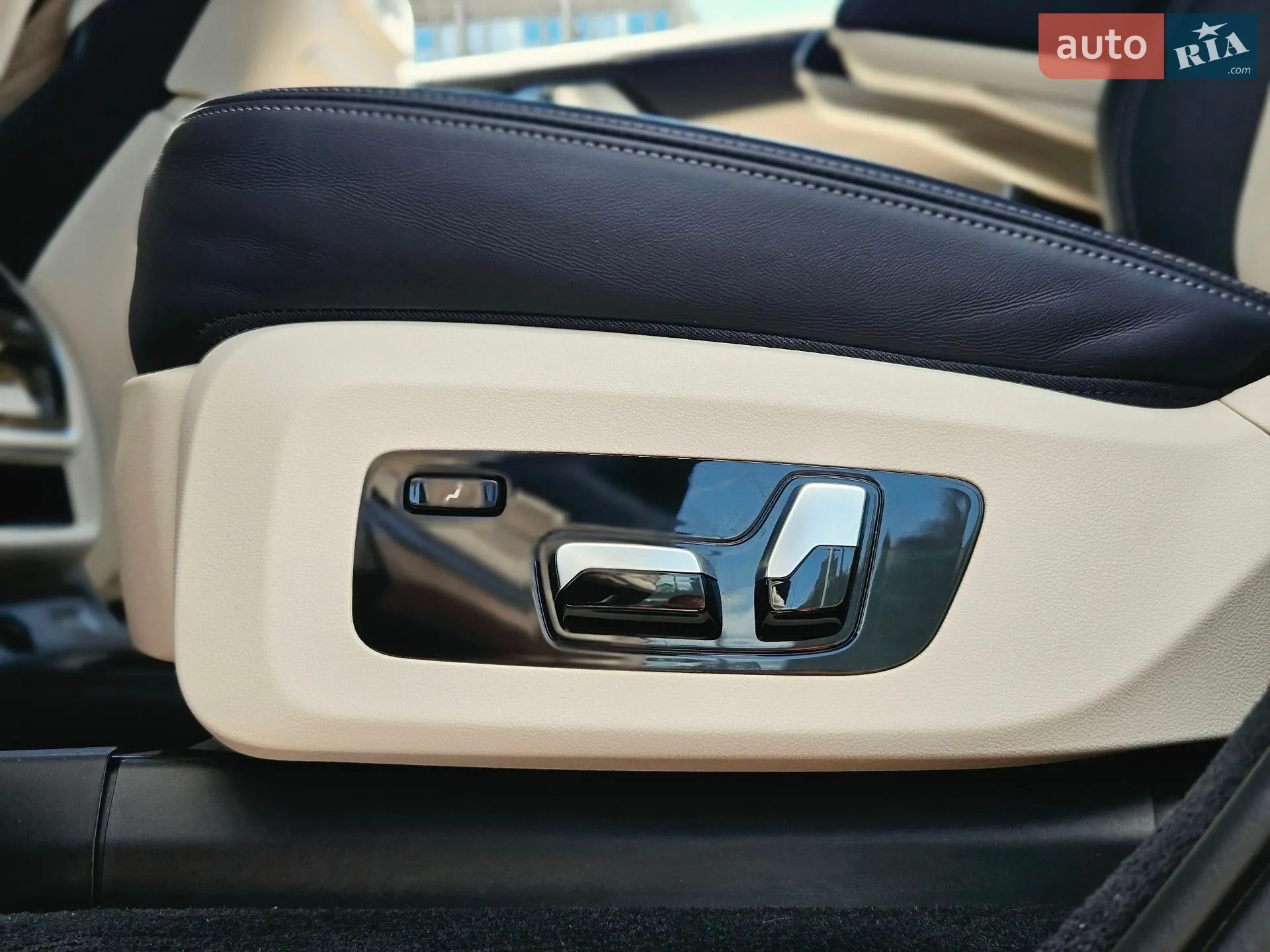 2019 BMW X7 - мініатюра 22