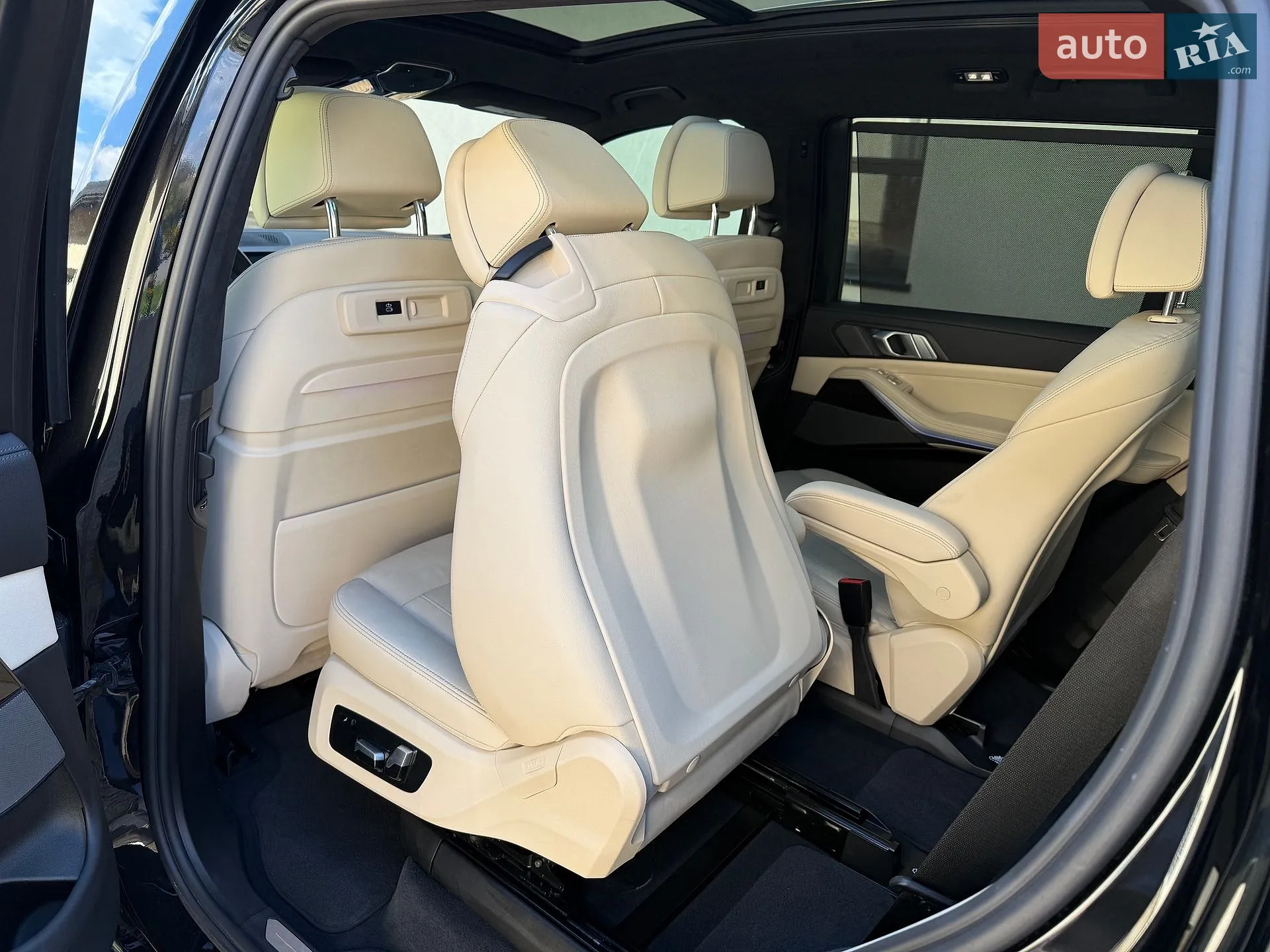 2021 BMW X7 - мініатюра 139