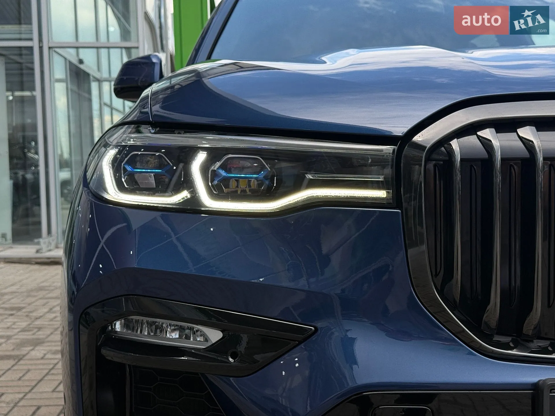 2021 BMW X7 - мініатюра 11