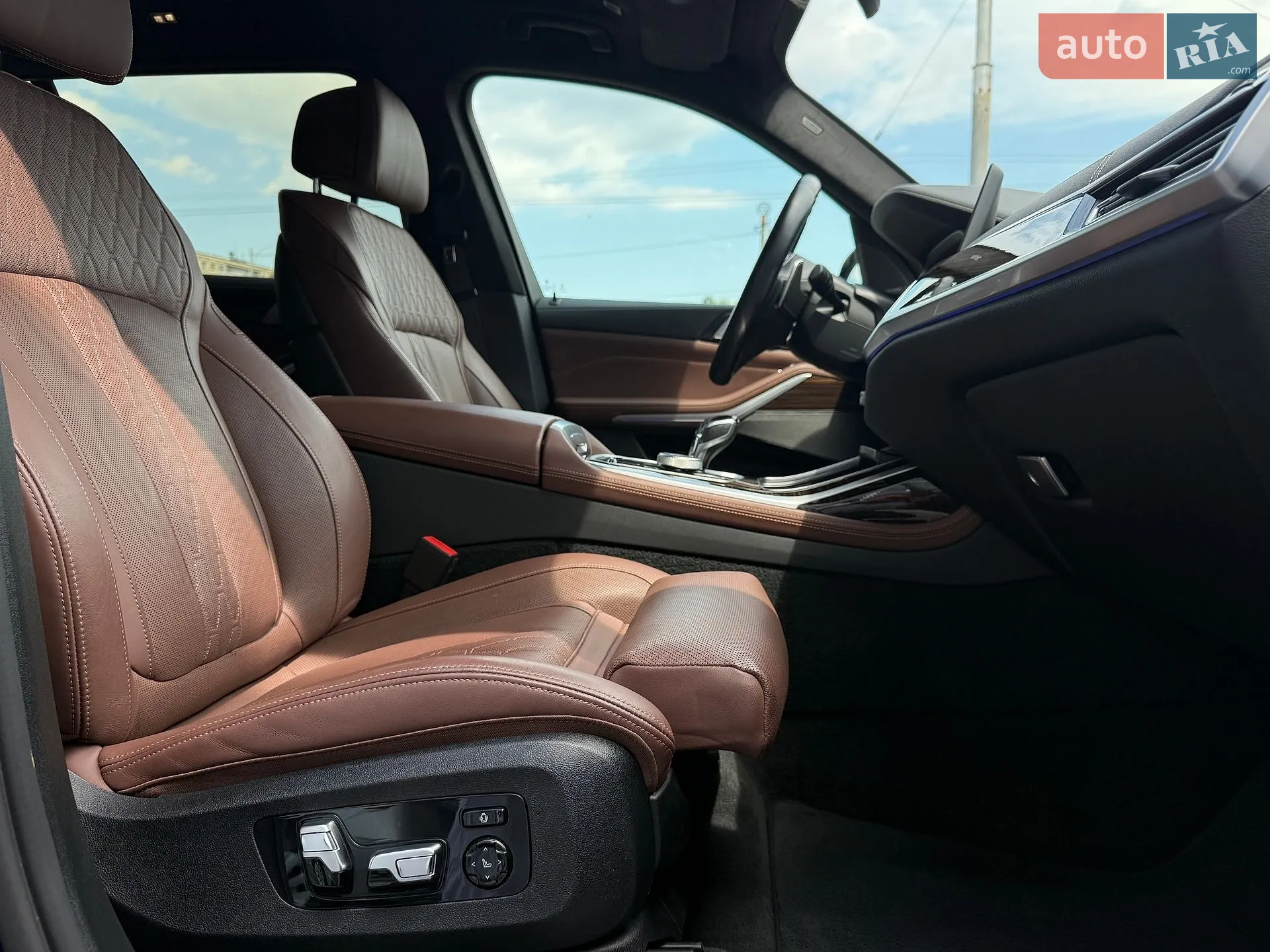 2021 BMW X7 - мініатюра 26
