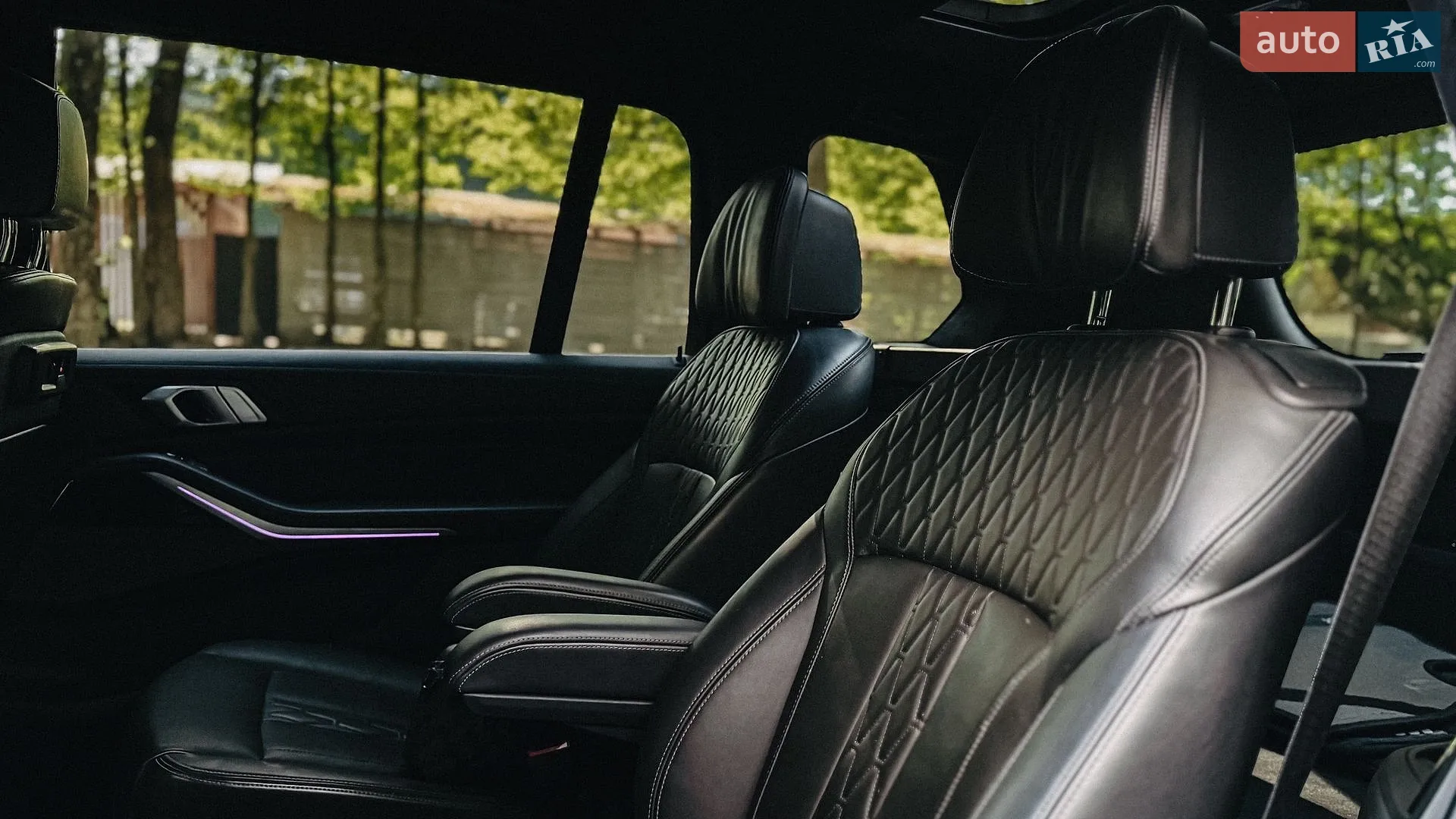 2019 BMW X7 - мініатюра 38