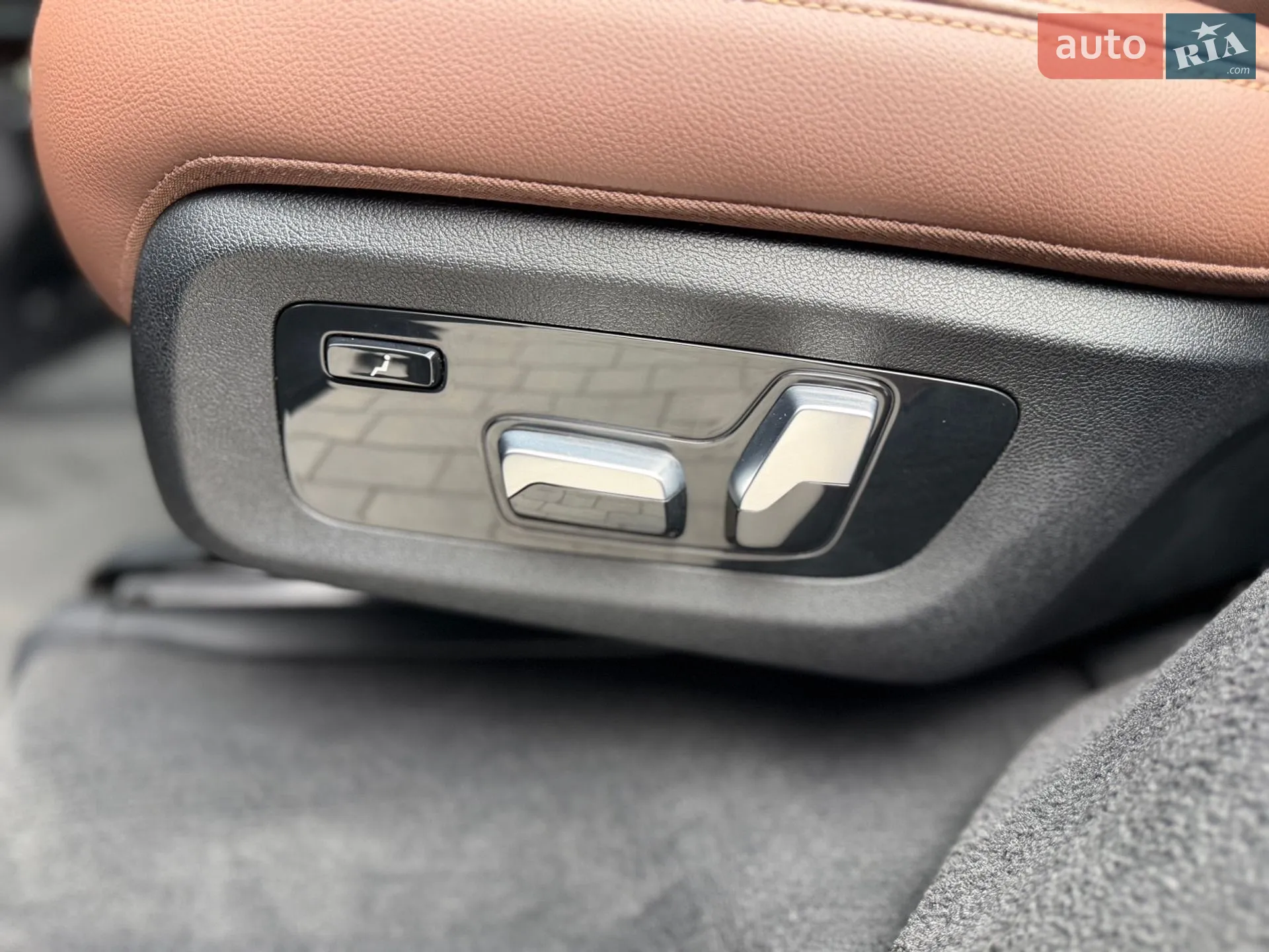 2019 BMW X7 - мініатюра 68