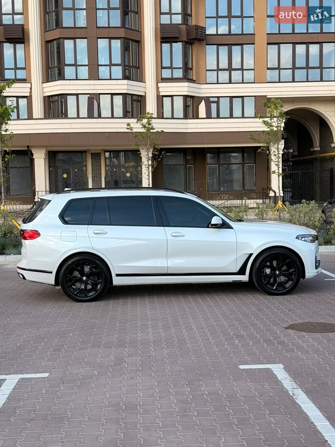 2019 BMW X7 - мініатюра 2