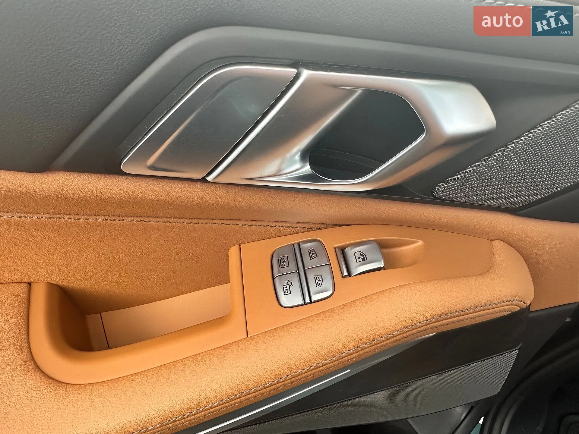 BMW BMW X7 2023 VIN 5UX23EM03R9S26340 фото оголошення 33 з 37