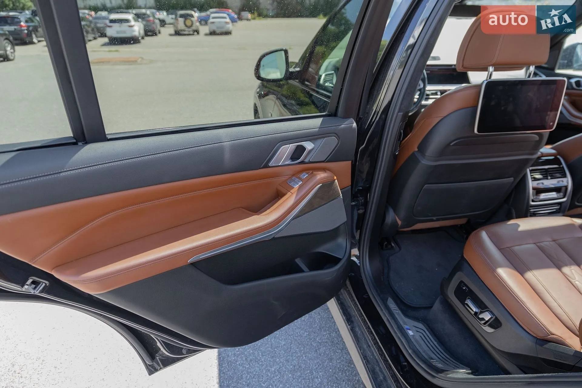 2020 BMW X7 - мініатюра 38