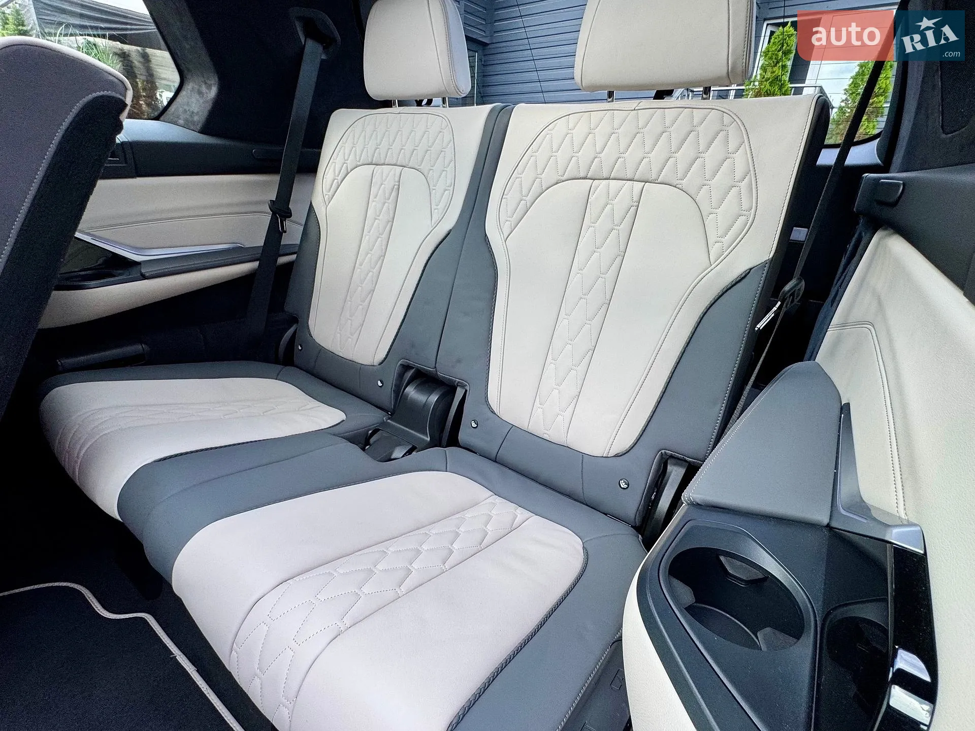 2024 BMW X7 - мініатюра 48