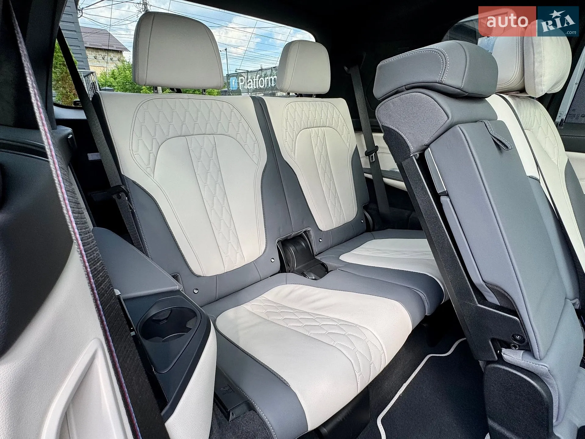 2024 BMW X7 - мініатюра 75