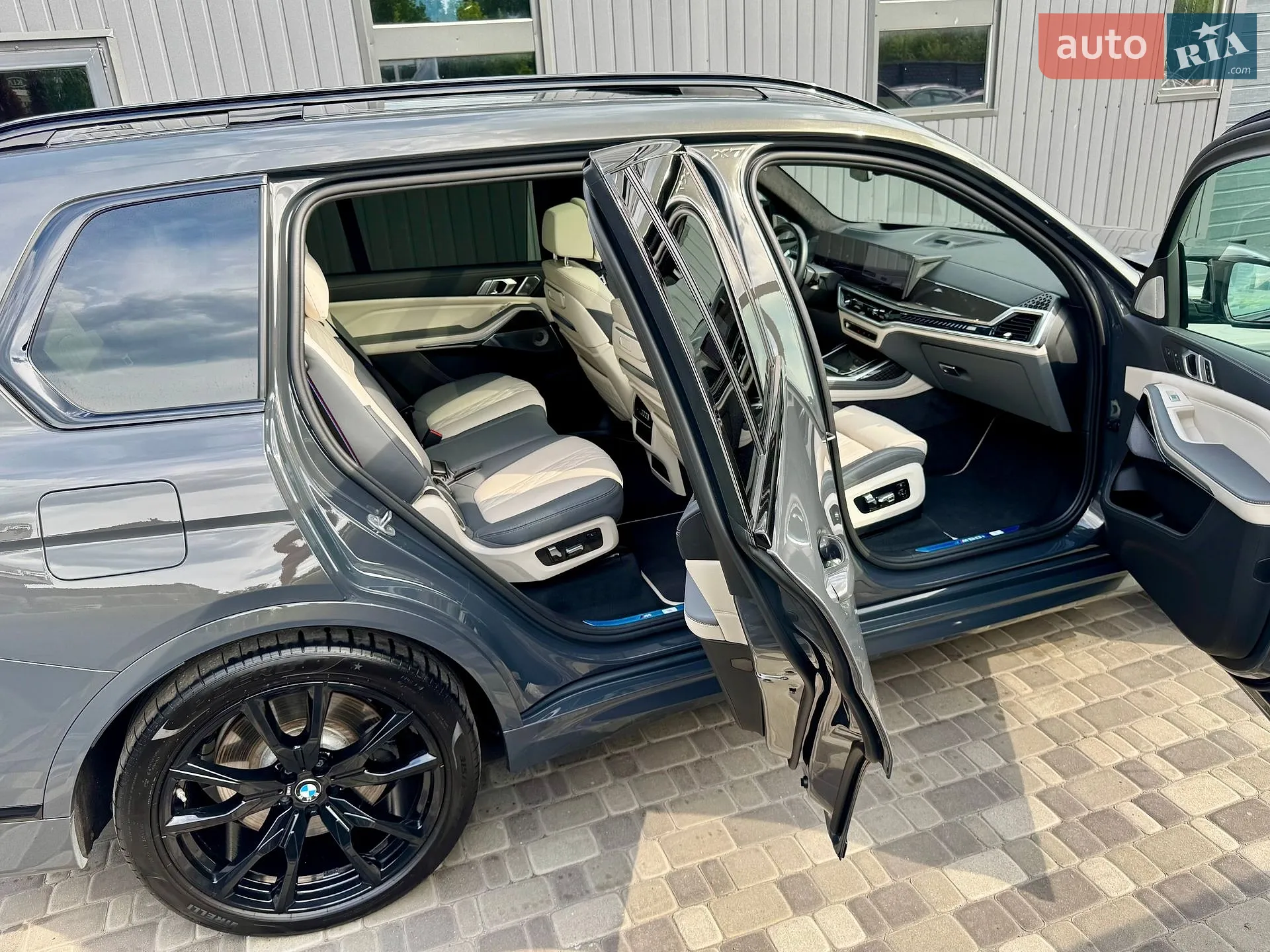 2024 BMW X7 - мініатюра 132