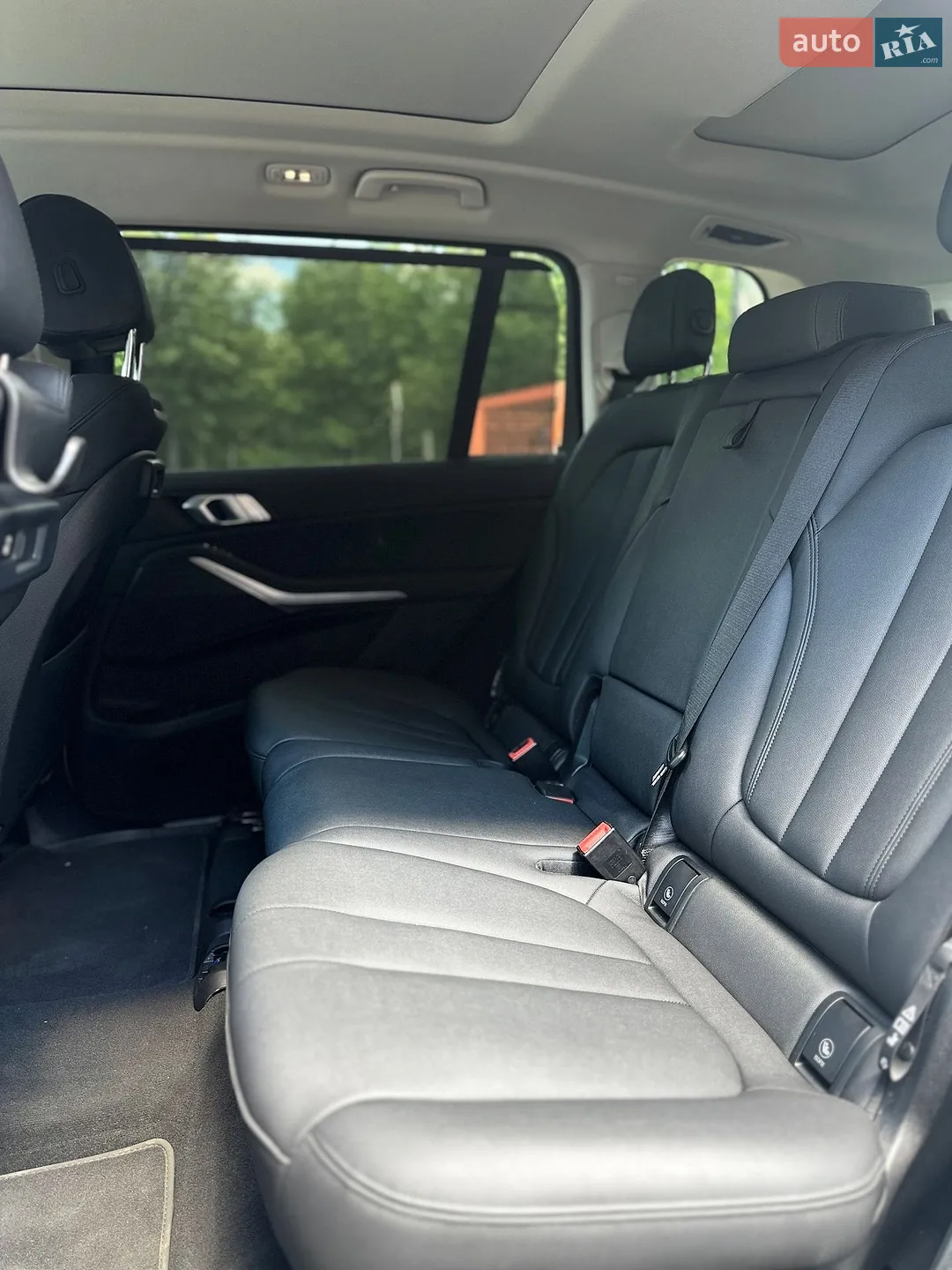 2021 BMW X7 - мініатюра 9