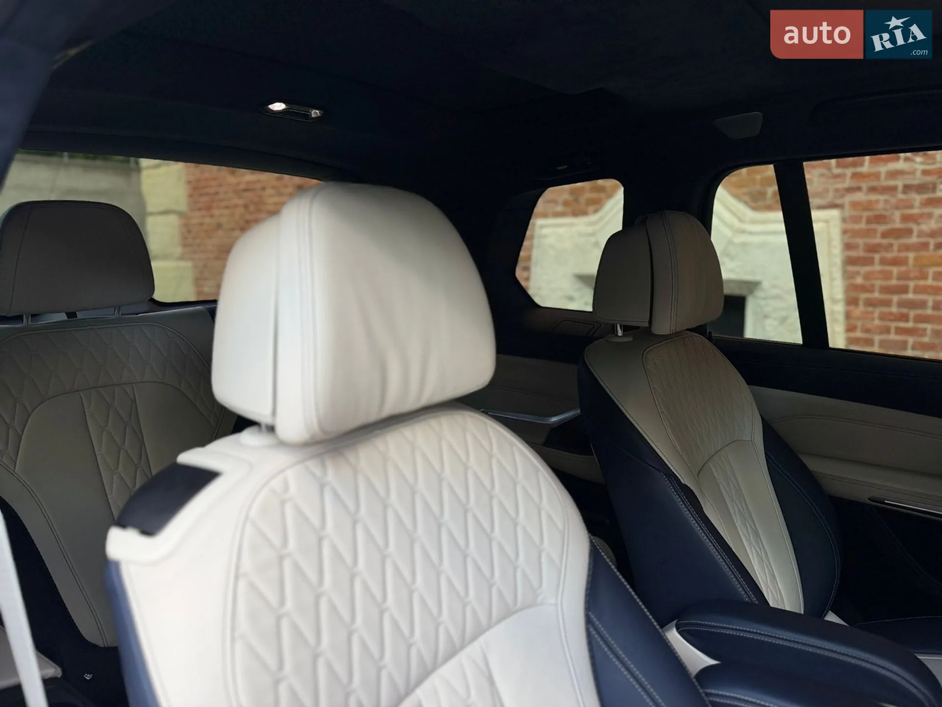 2021 BMW X7 - мініатюра 34