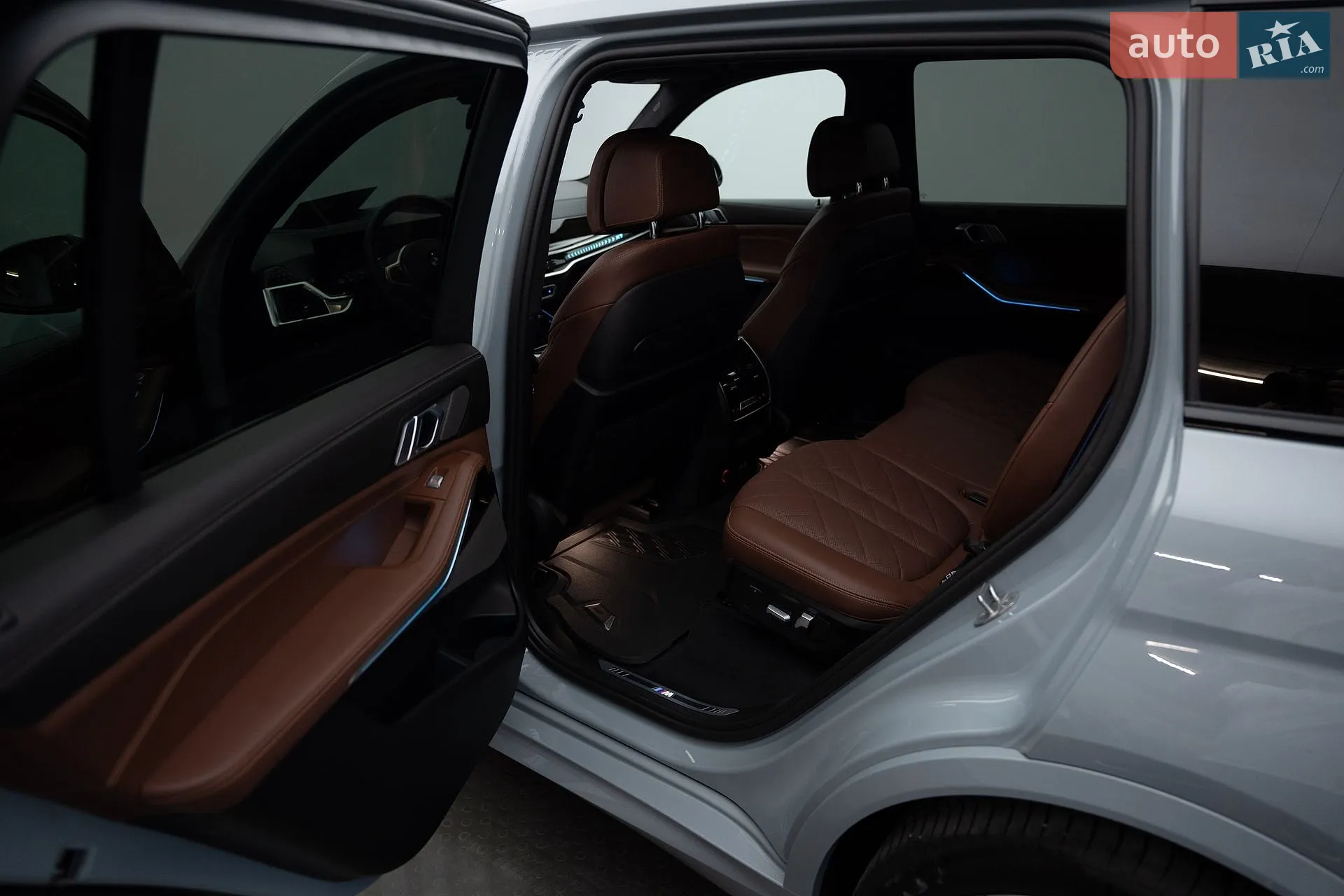 2024 BMW X7 - мініатюра 47