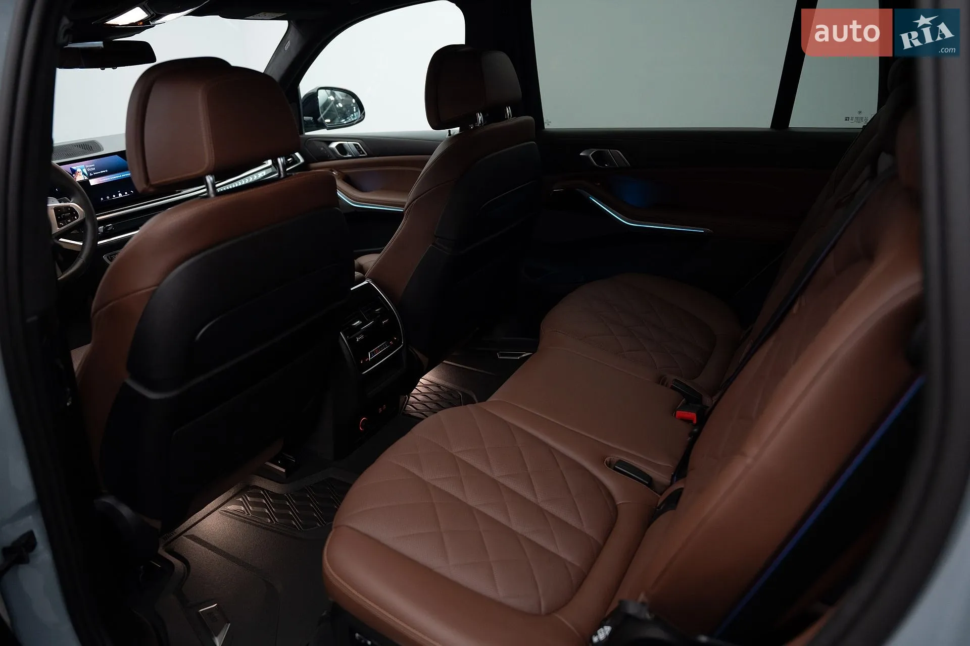 2024 BMW X7 - мініатюра 48