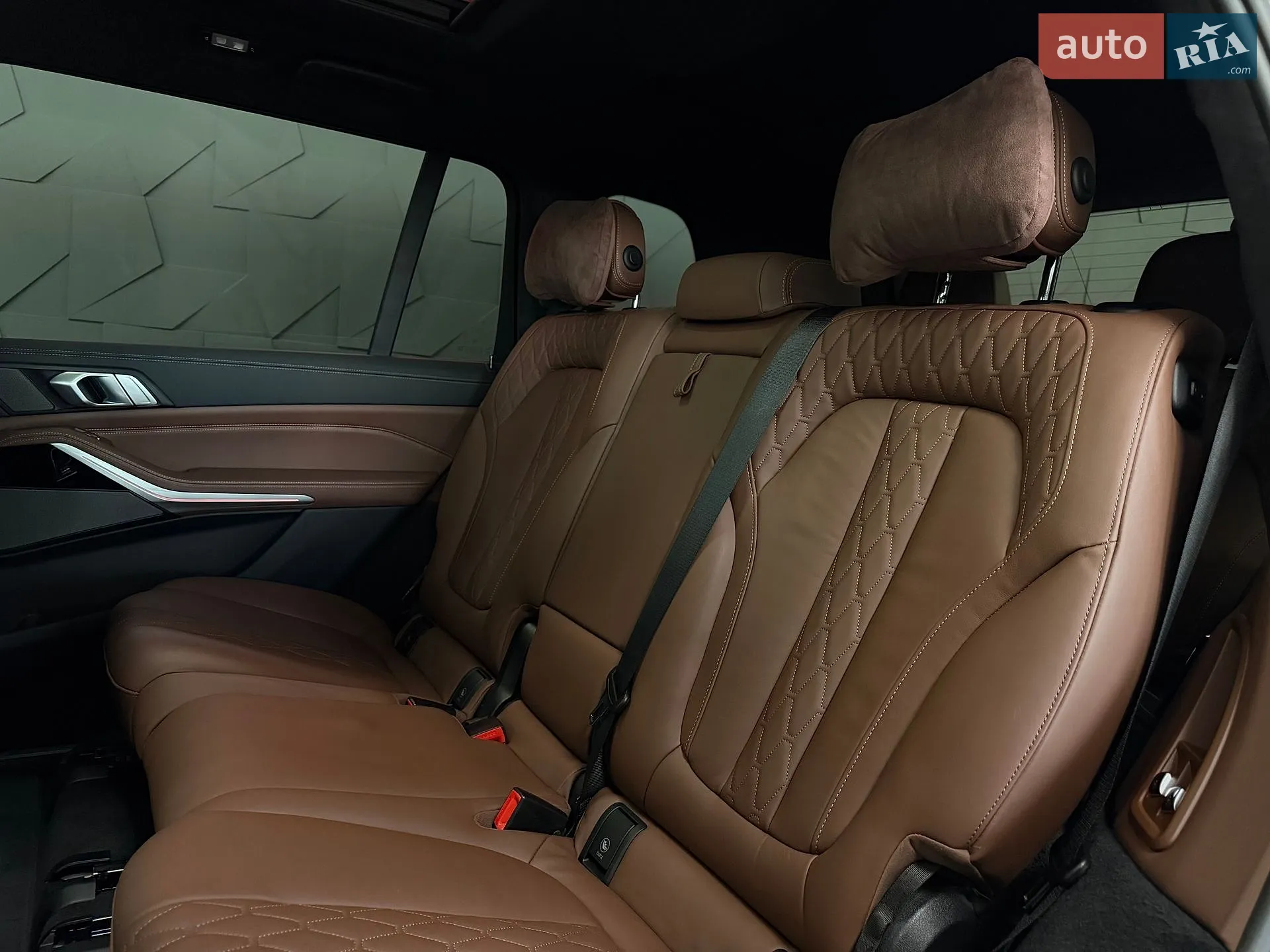 2021 BMW X7 - мініатюра 59