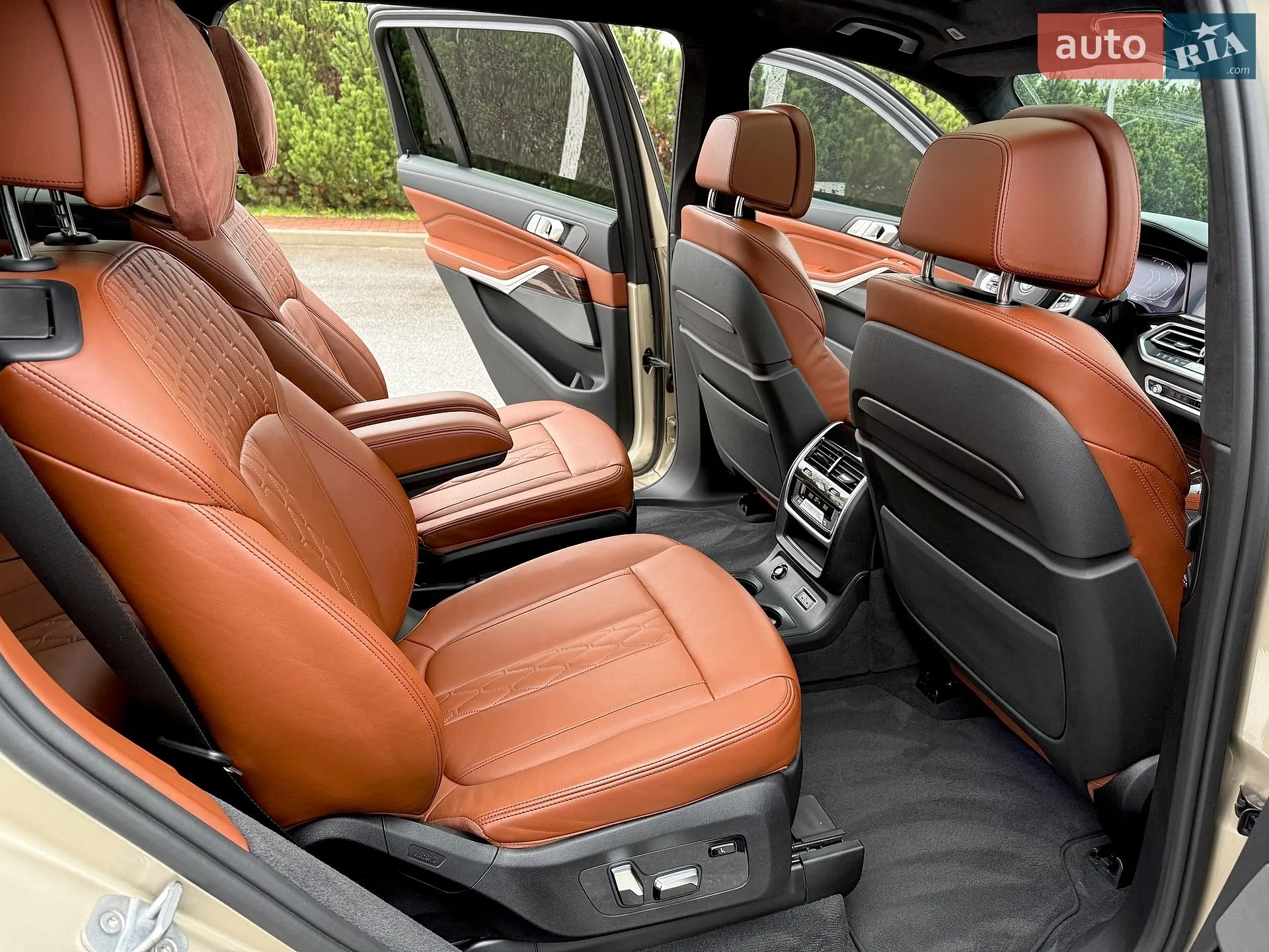 2019 BMW X7 - мініатюра 38
