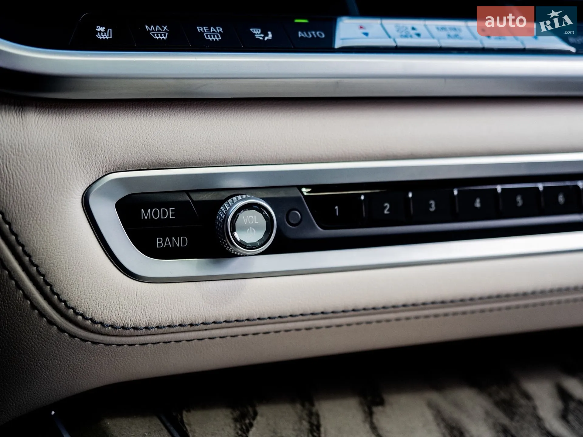 2019 BMW X7 - мініатюра 35