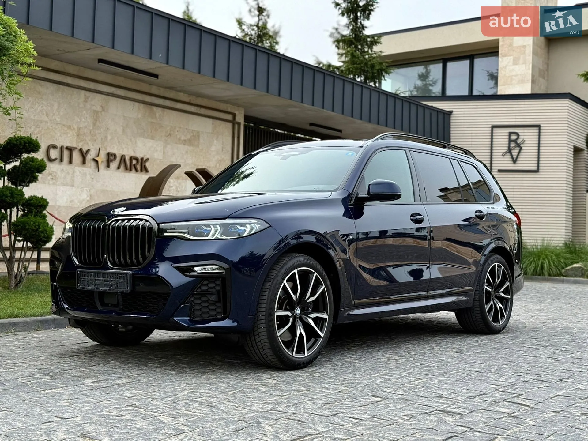 2022 BMW X7 - мініатюра 9