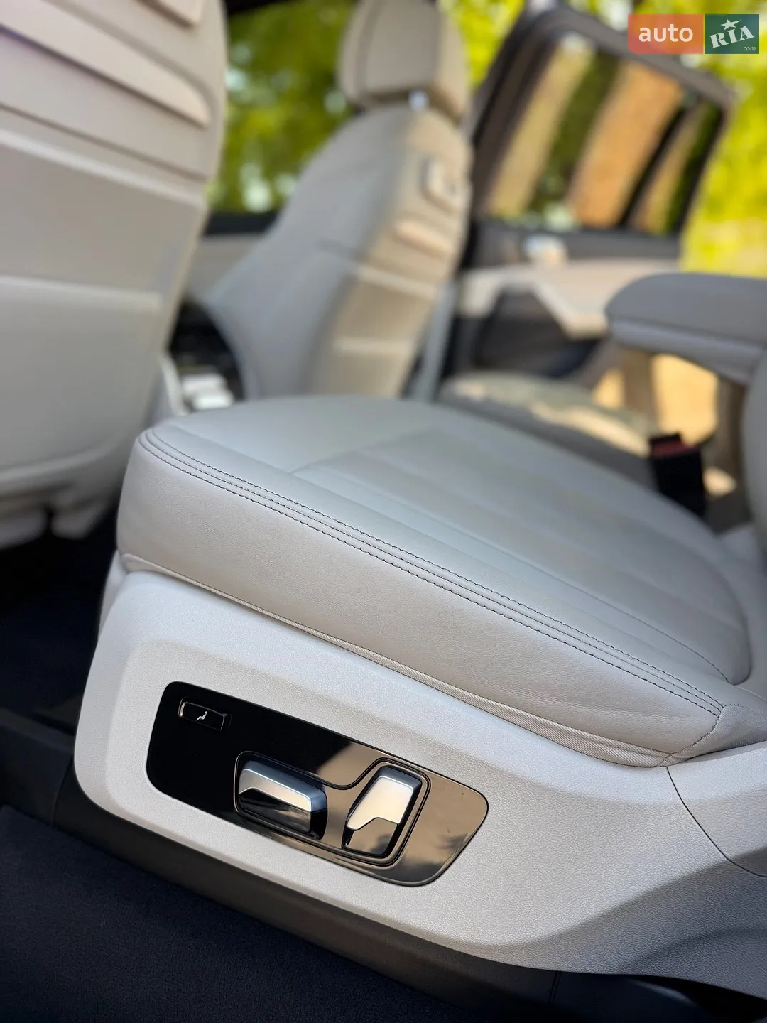 2022 BMW X7 - мініатюра 34