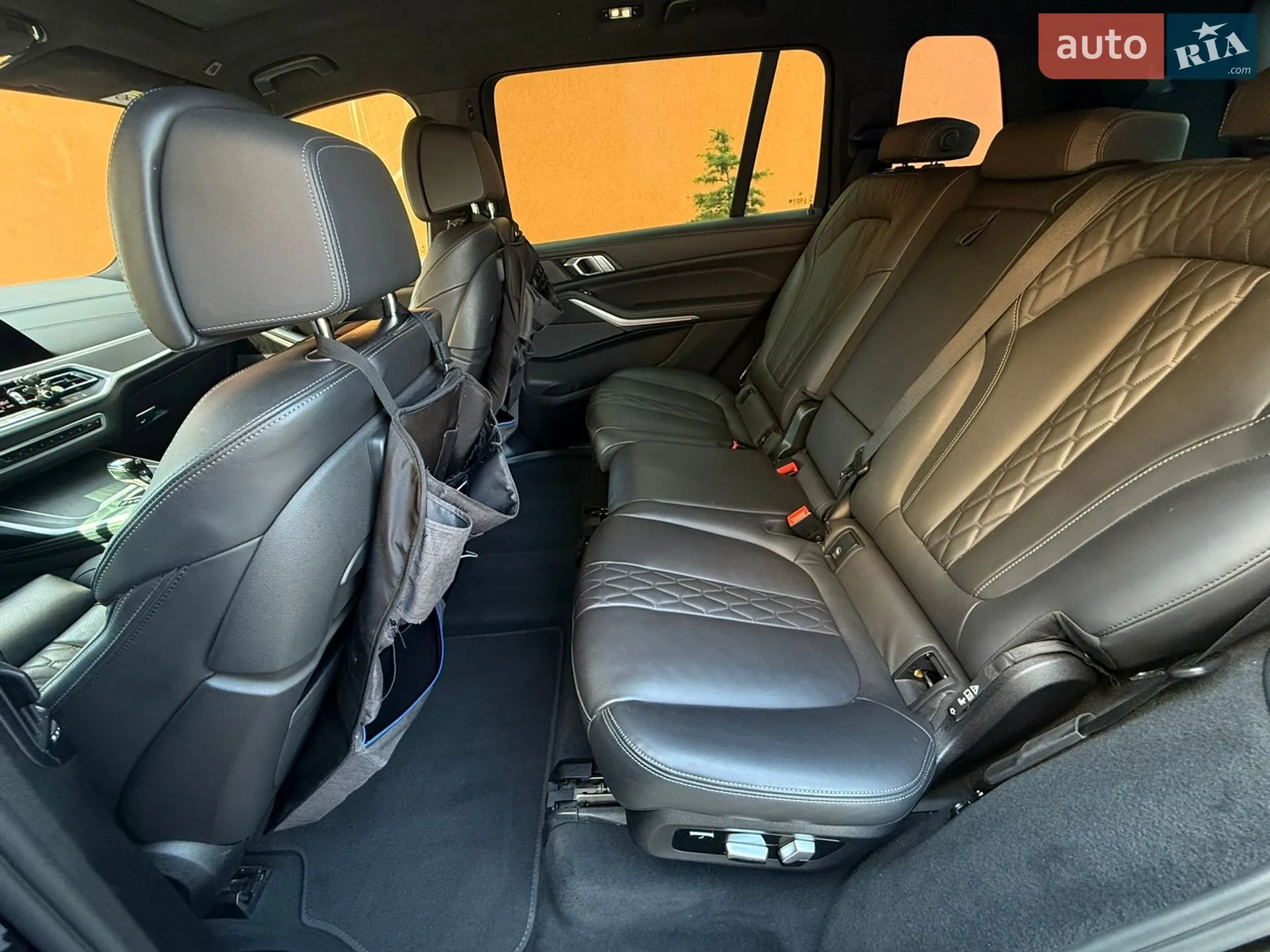 2022 BMW X7 - мініатюра 39