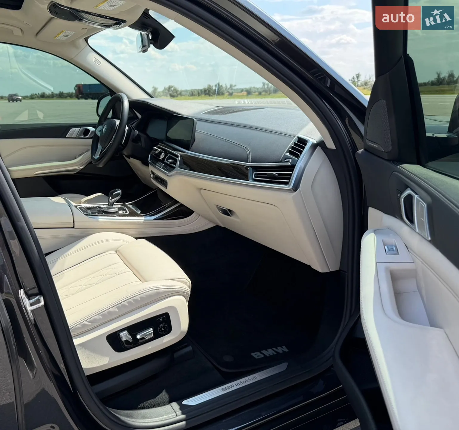 2020 BMW X7 - мініатюра 19