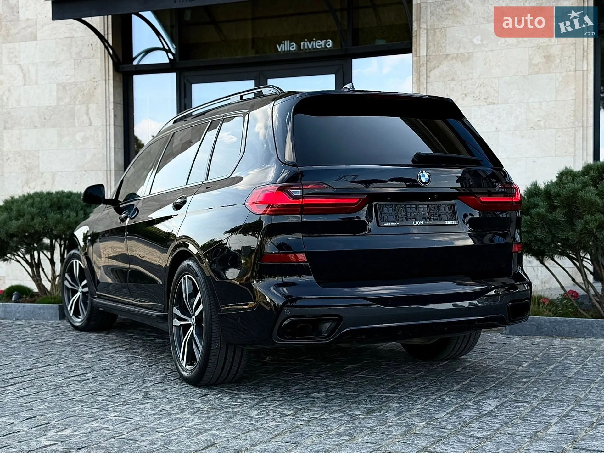 2020 BMW X7 - мініатюра 16