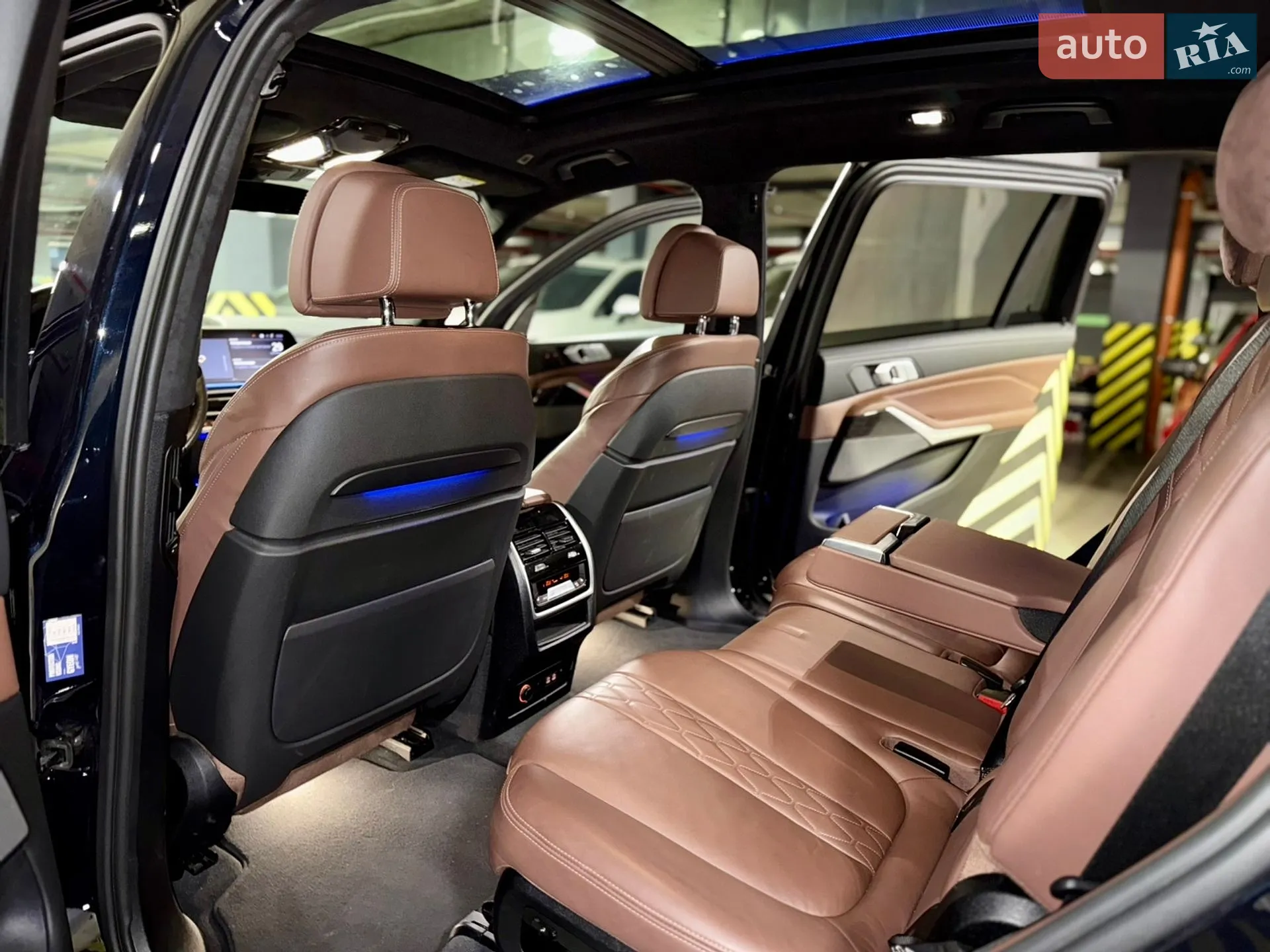 2020 BMW X7 - мініатюра 28