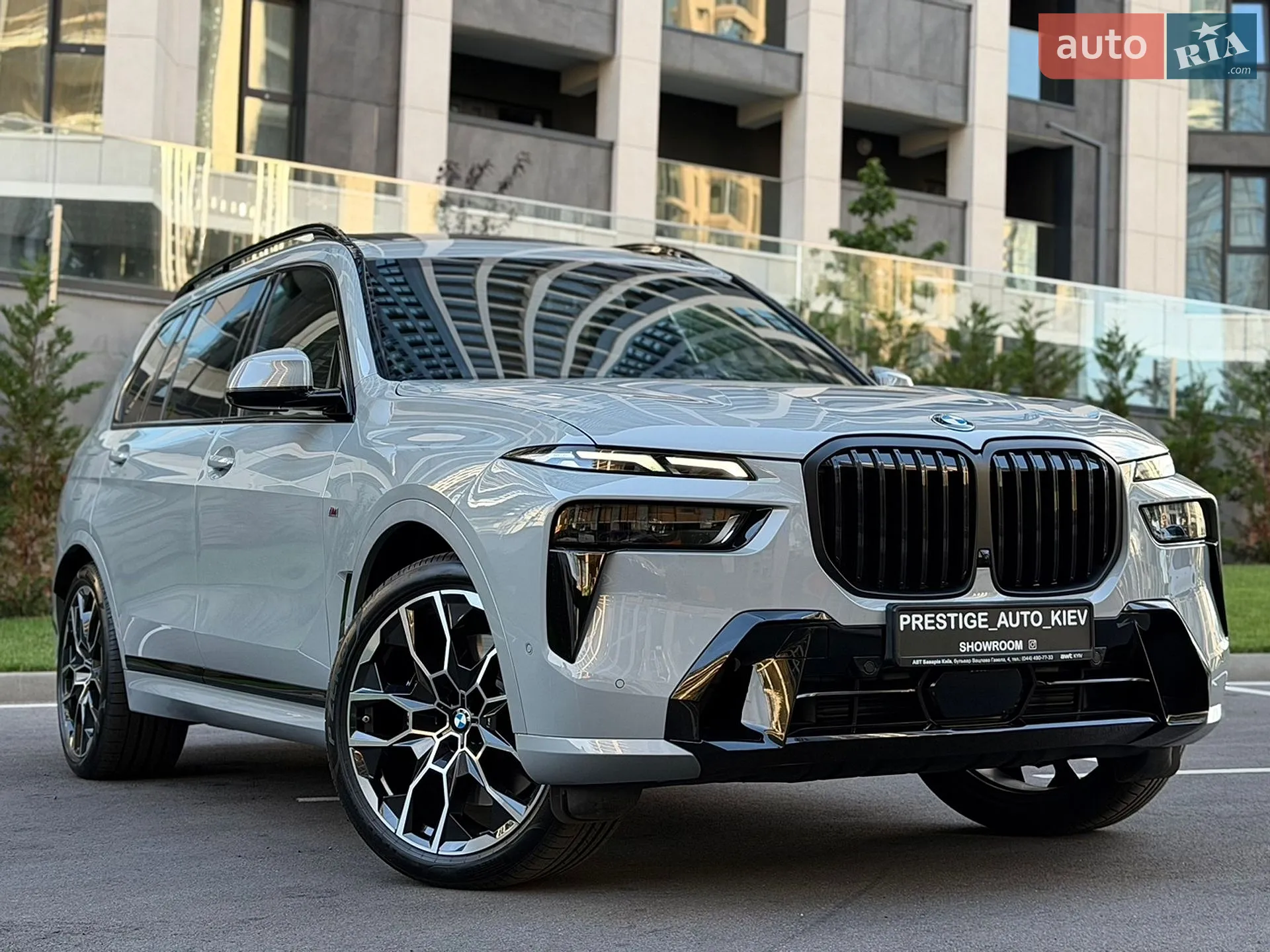 2025 BMW X7 - мініатюра 3