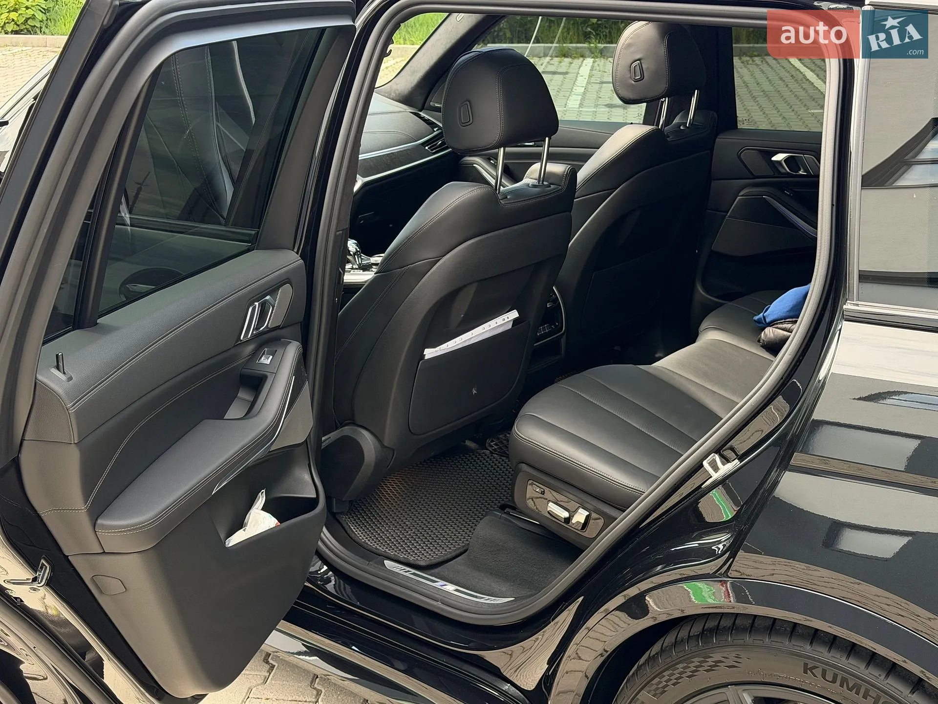 2022 BMW X7 - мініатюра 3