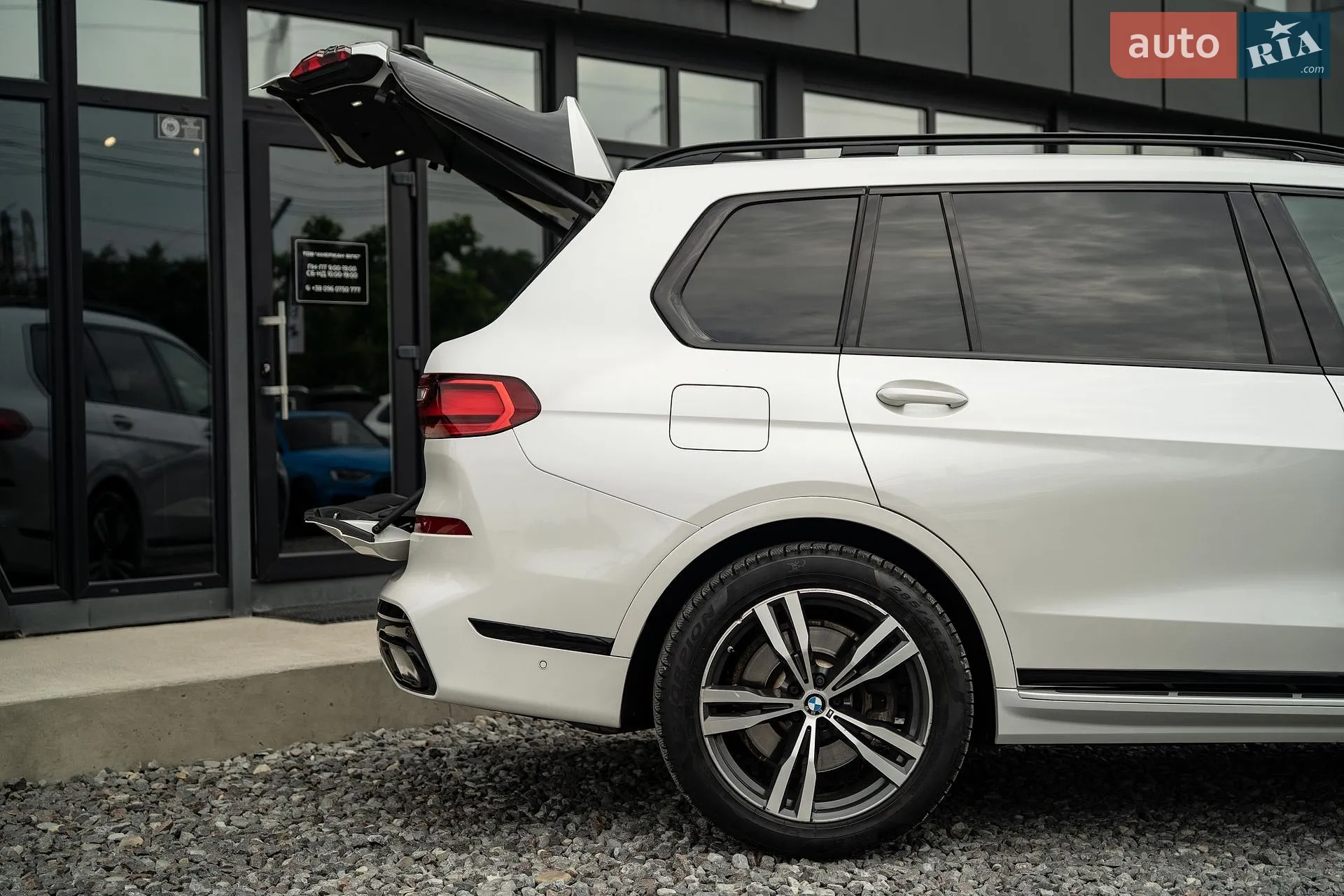 2020 BMW X7 - мініатюра 17