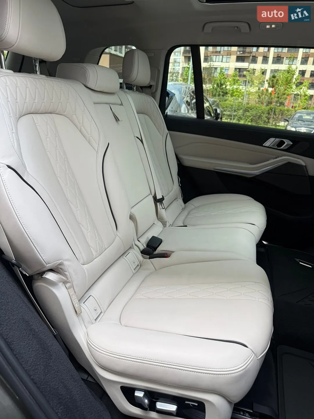 2019 BMW X7 - мініатюра 46
