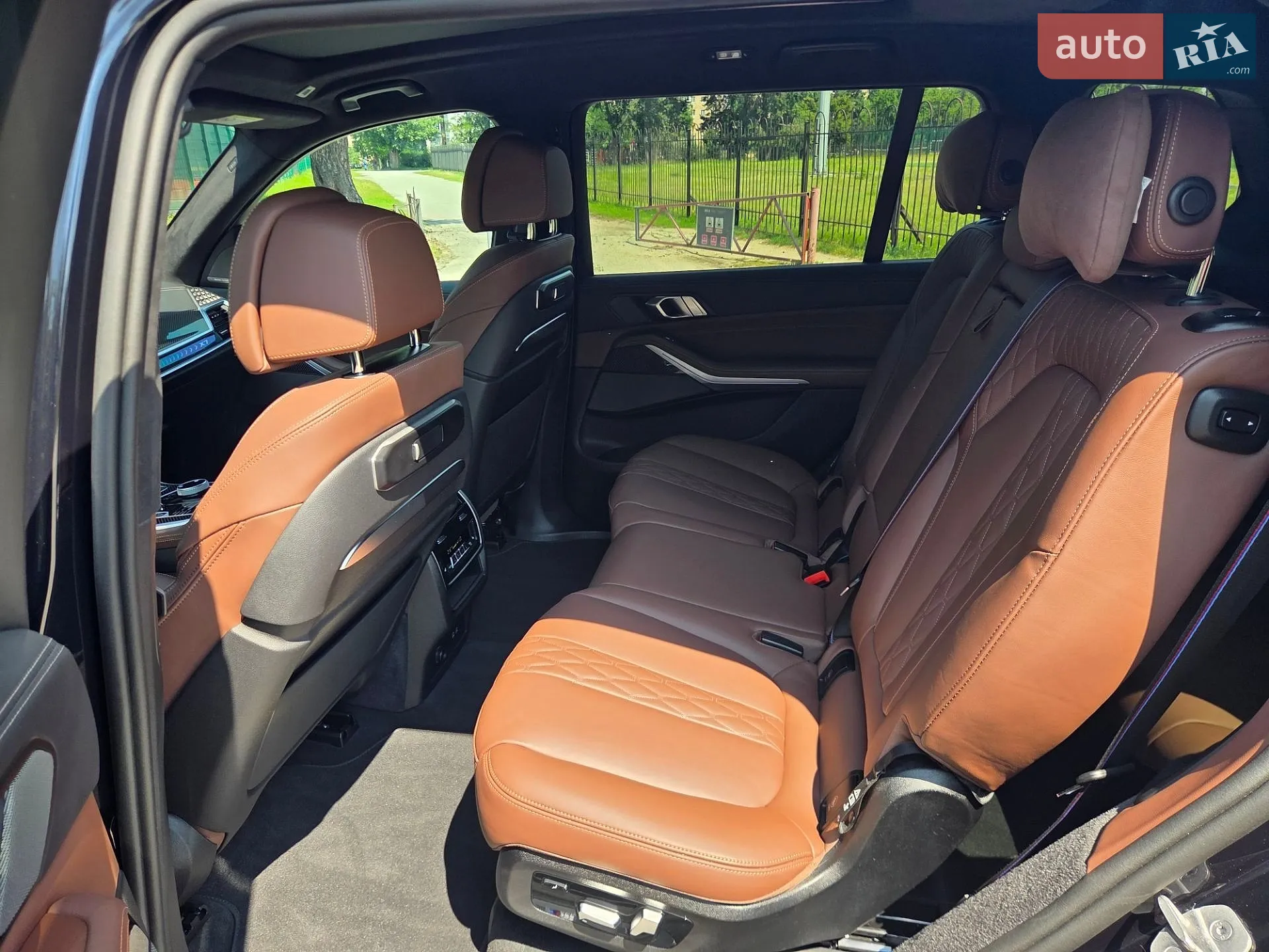 2024 BMW X7 - мініатюра 15