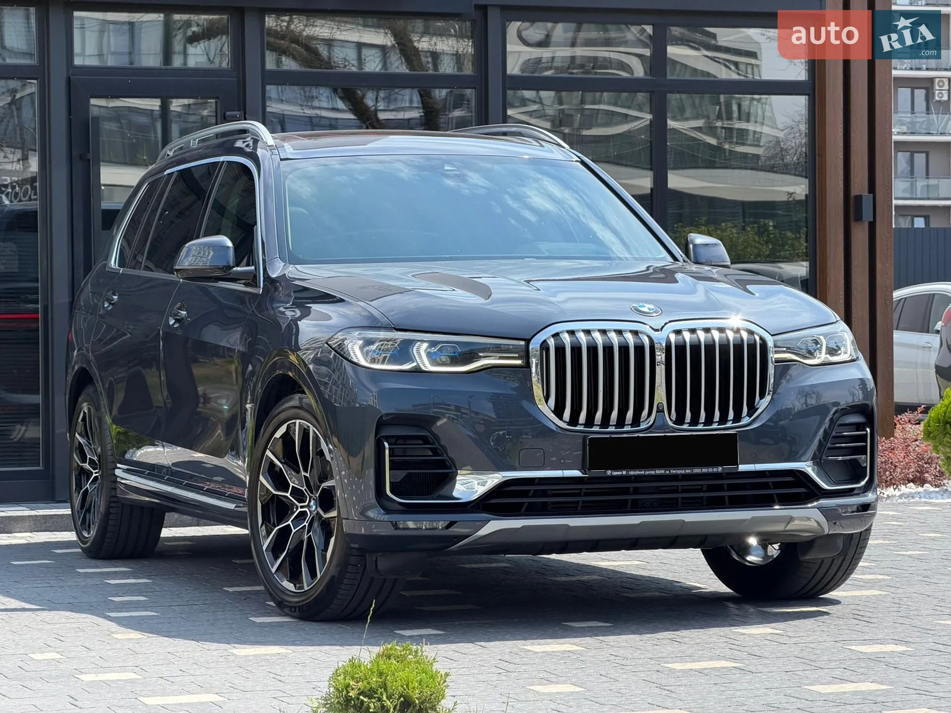 2020 BMW X7 - мініатюра 8