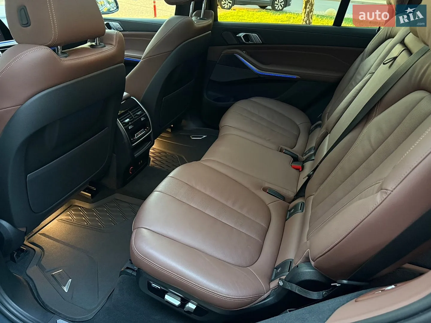 2022 BMW X7 - мініатюра 21
