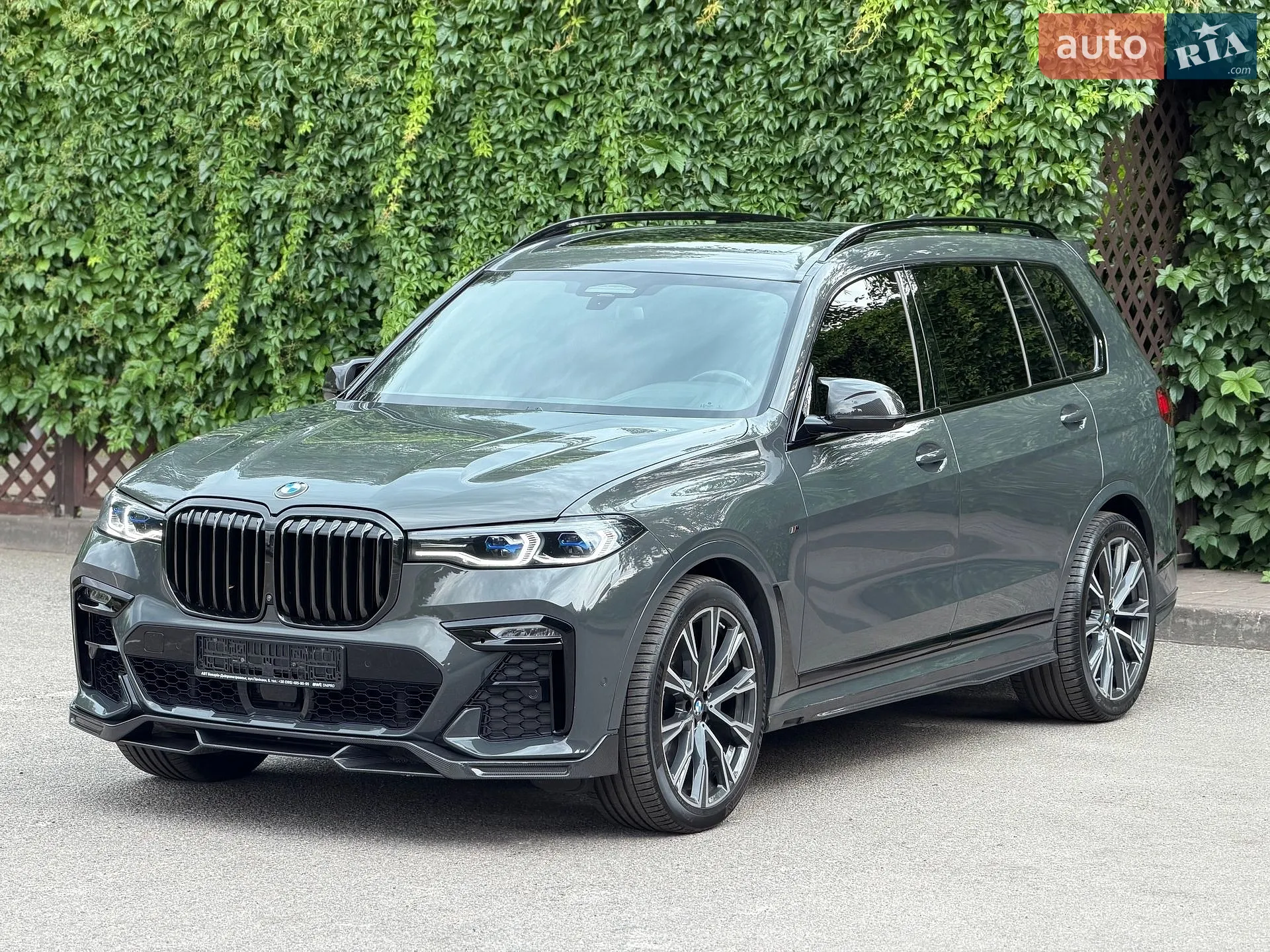2022 BMW X7 - фото 1