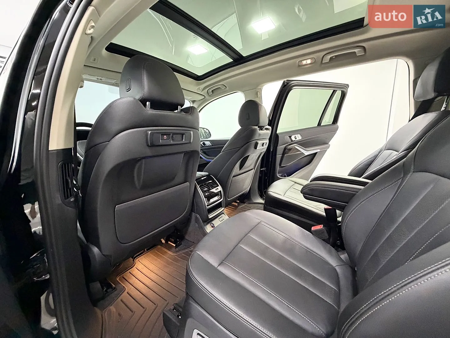 2021 BMW X7 - мініатюра 15