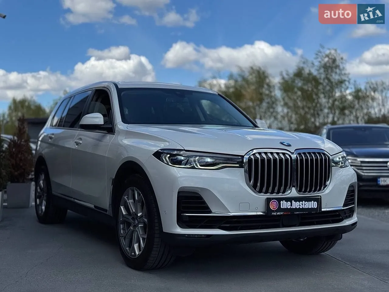 2020 BMW X7 - мініатюра 11