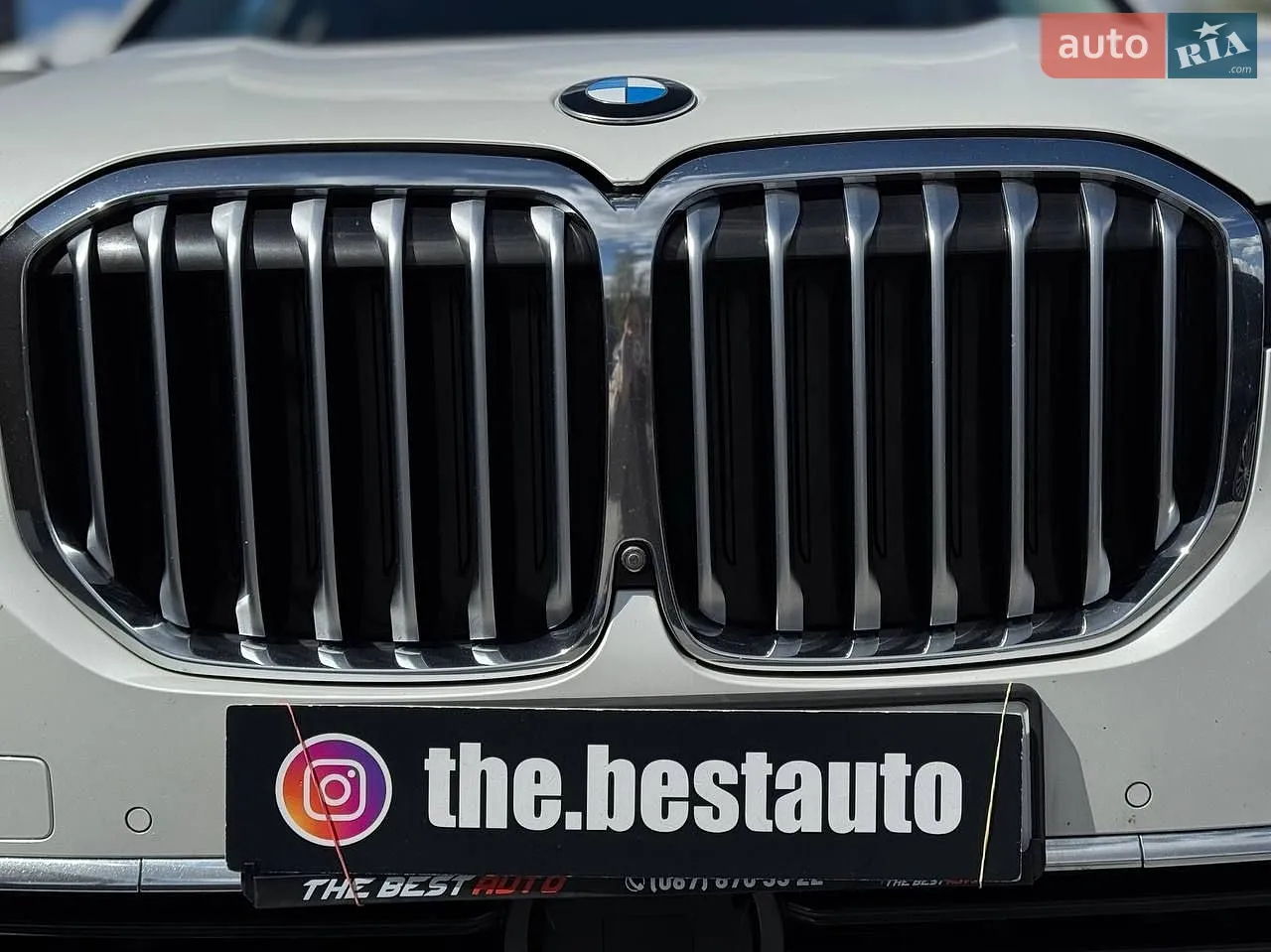 2020 BMW X7 - мініатюра 16
