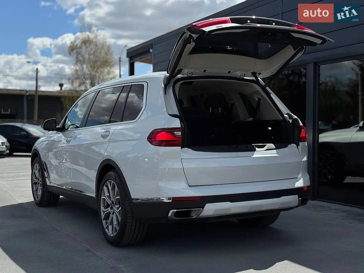 2020 BMW X7 - мініатюра 24