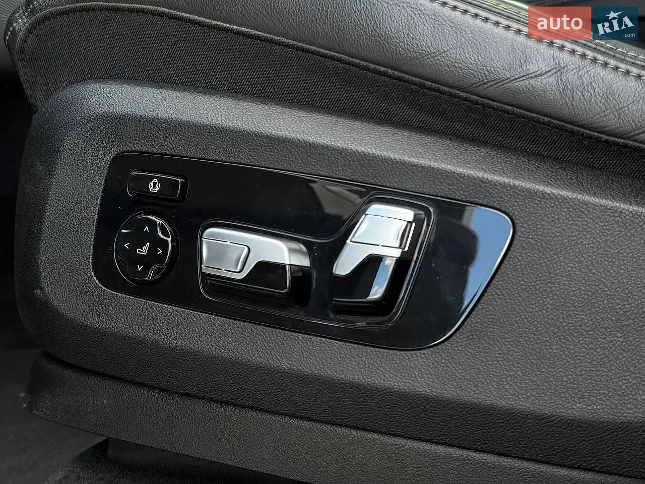 2020 BMW X7 - мініатюра 40